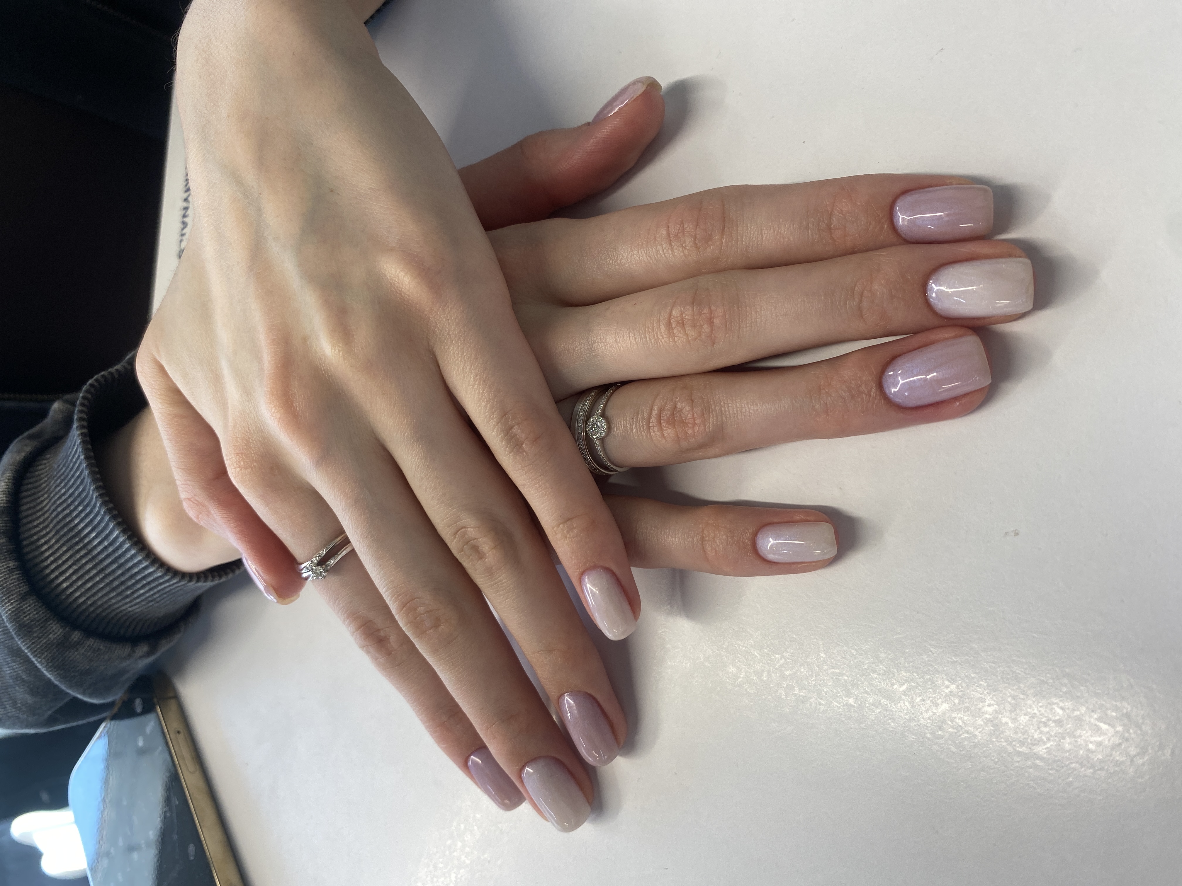 Маникюр, нежный, однотон, лак с блестками, перламутр, на каждый день