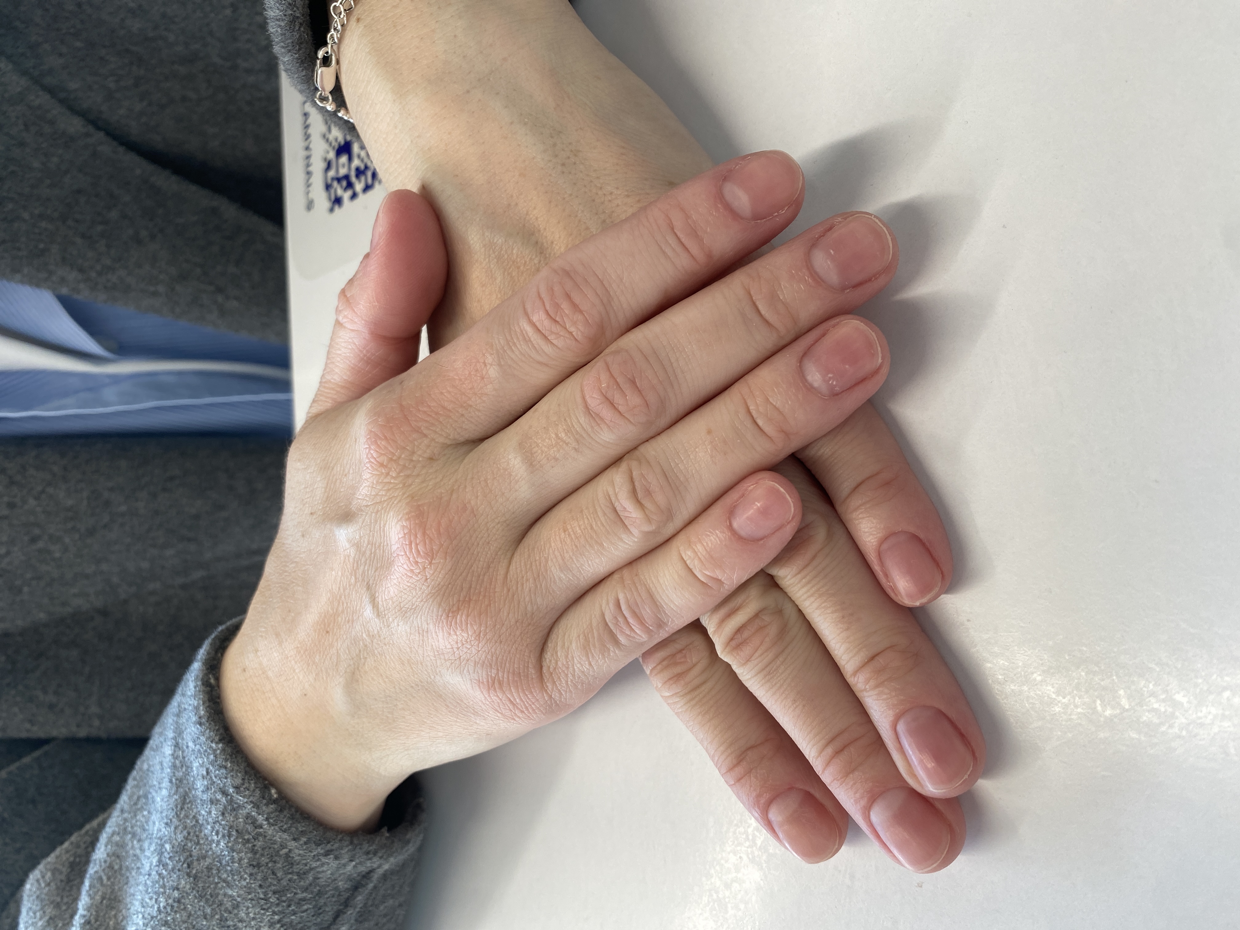 Маникюр, гигиенический, без покрытия