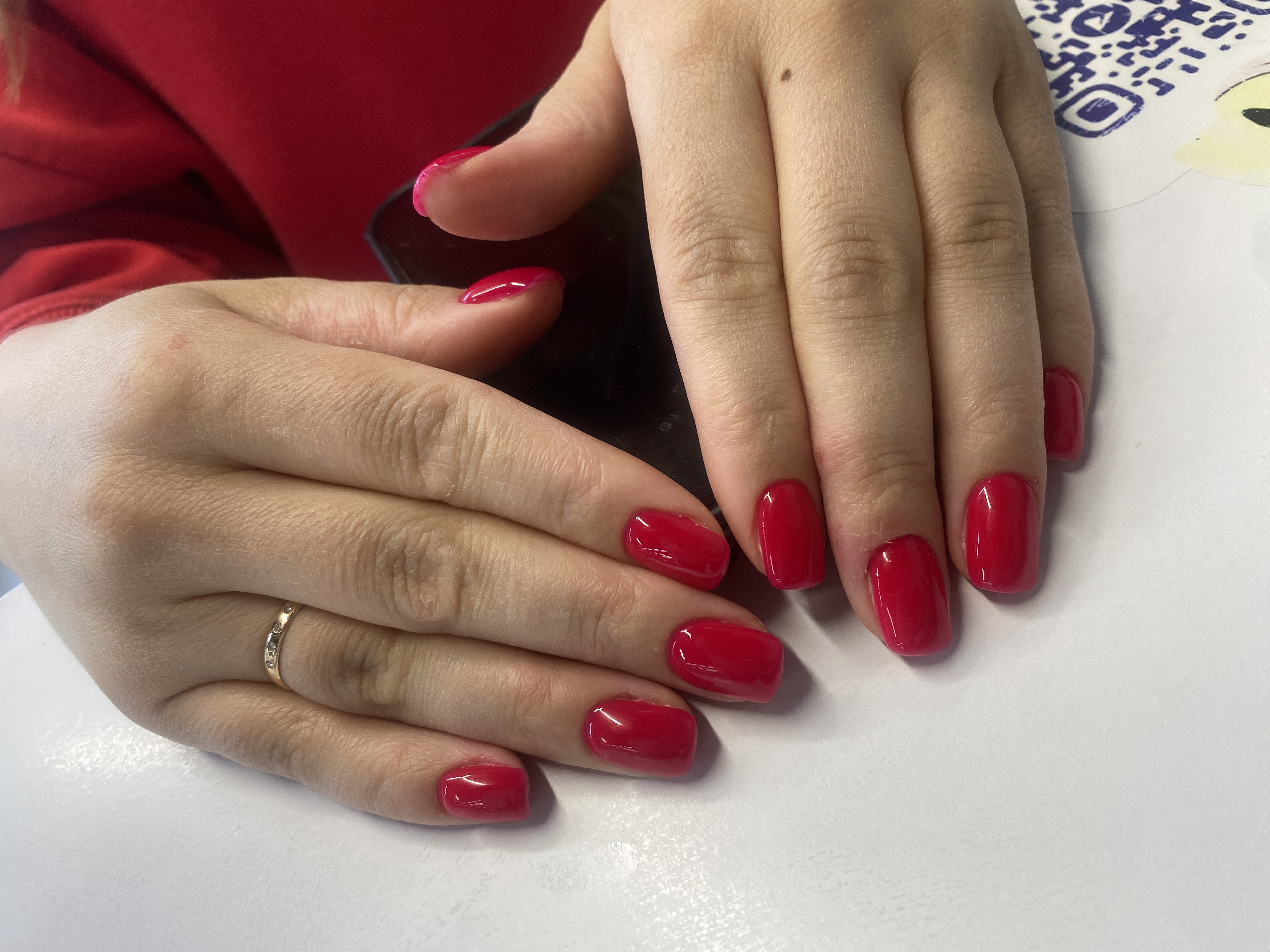 Маникюр, однотон, малиновый, на каждый день