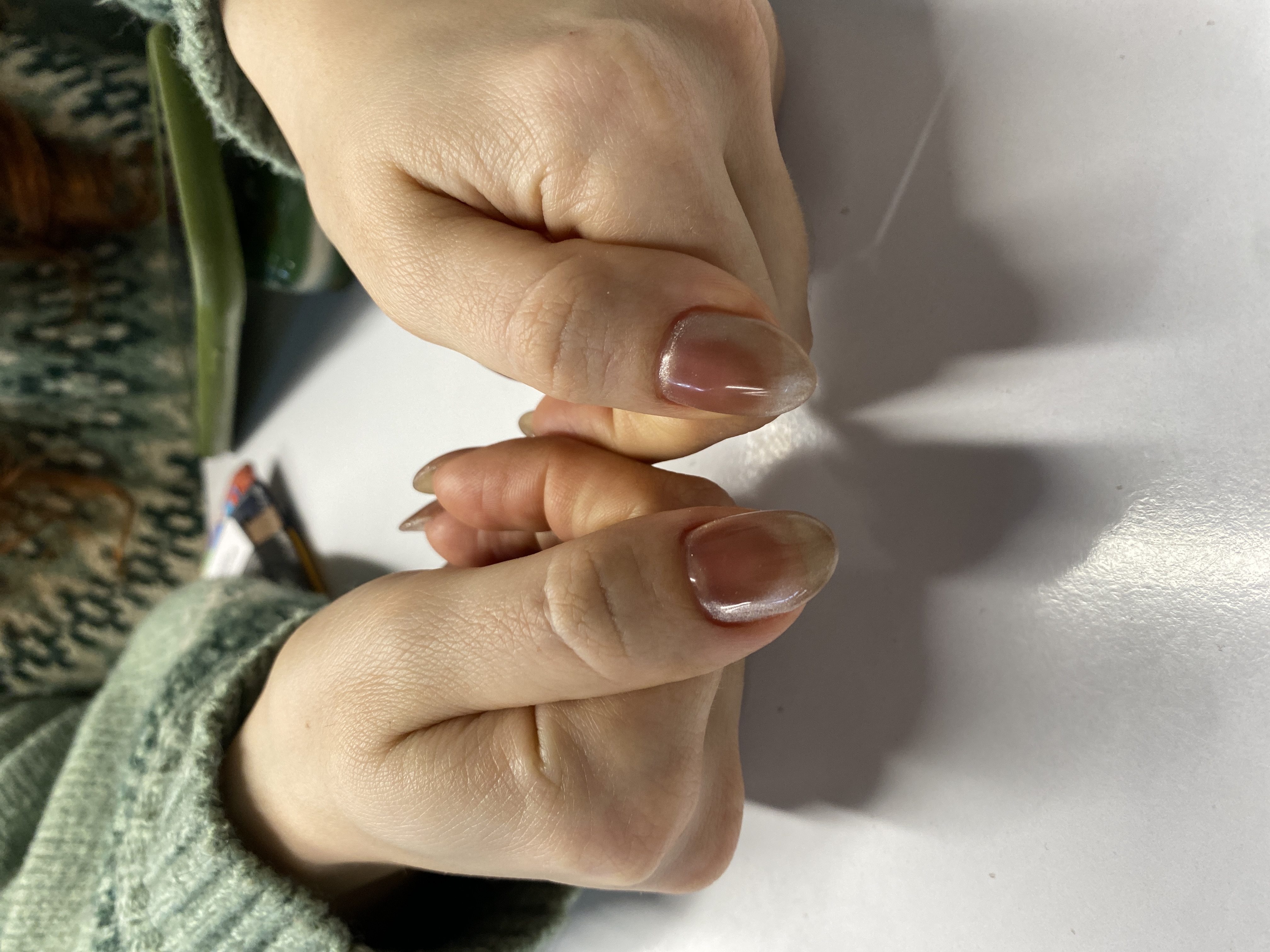 Маникюр, кошачий глаз, однотон, бежевый, на каждый день