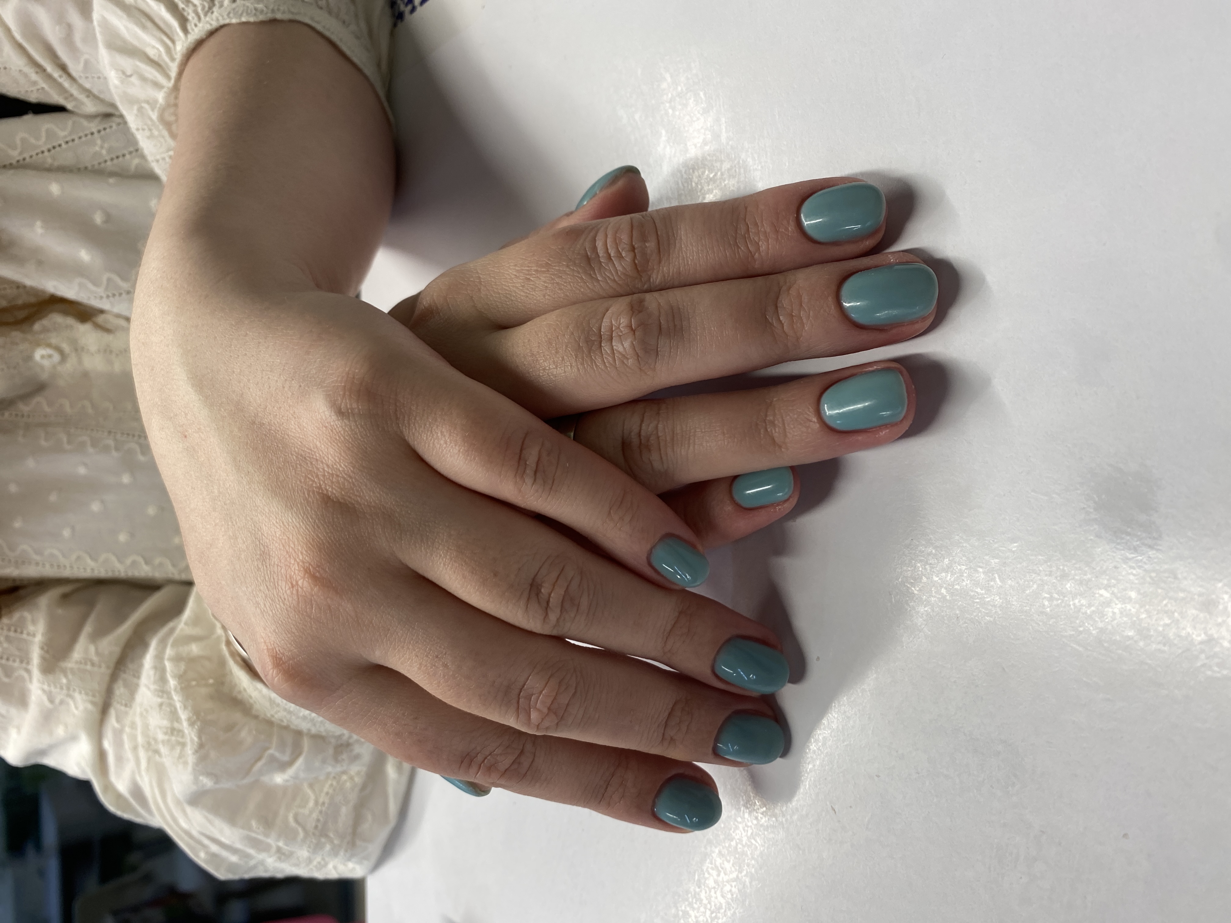 Маникюр, нюд, однотон, бирюзовый, на каждый день