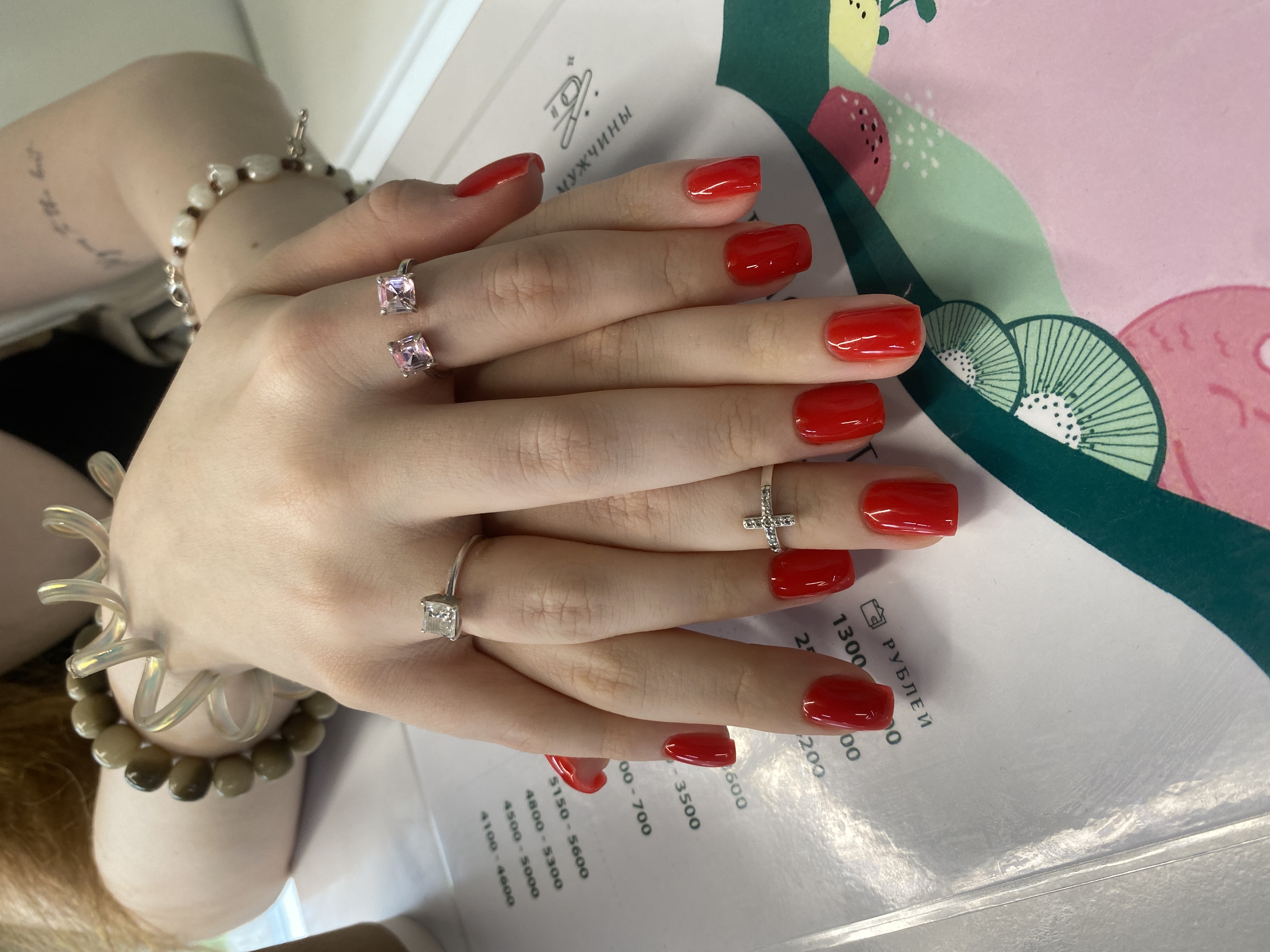 Маникюр, на каждый день, однотон, не под кутикулу, красный