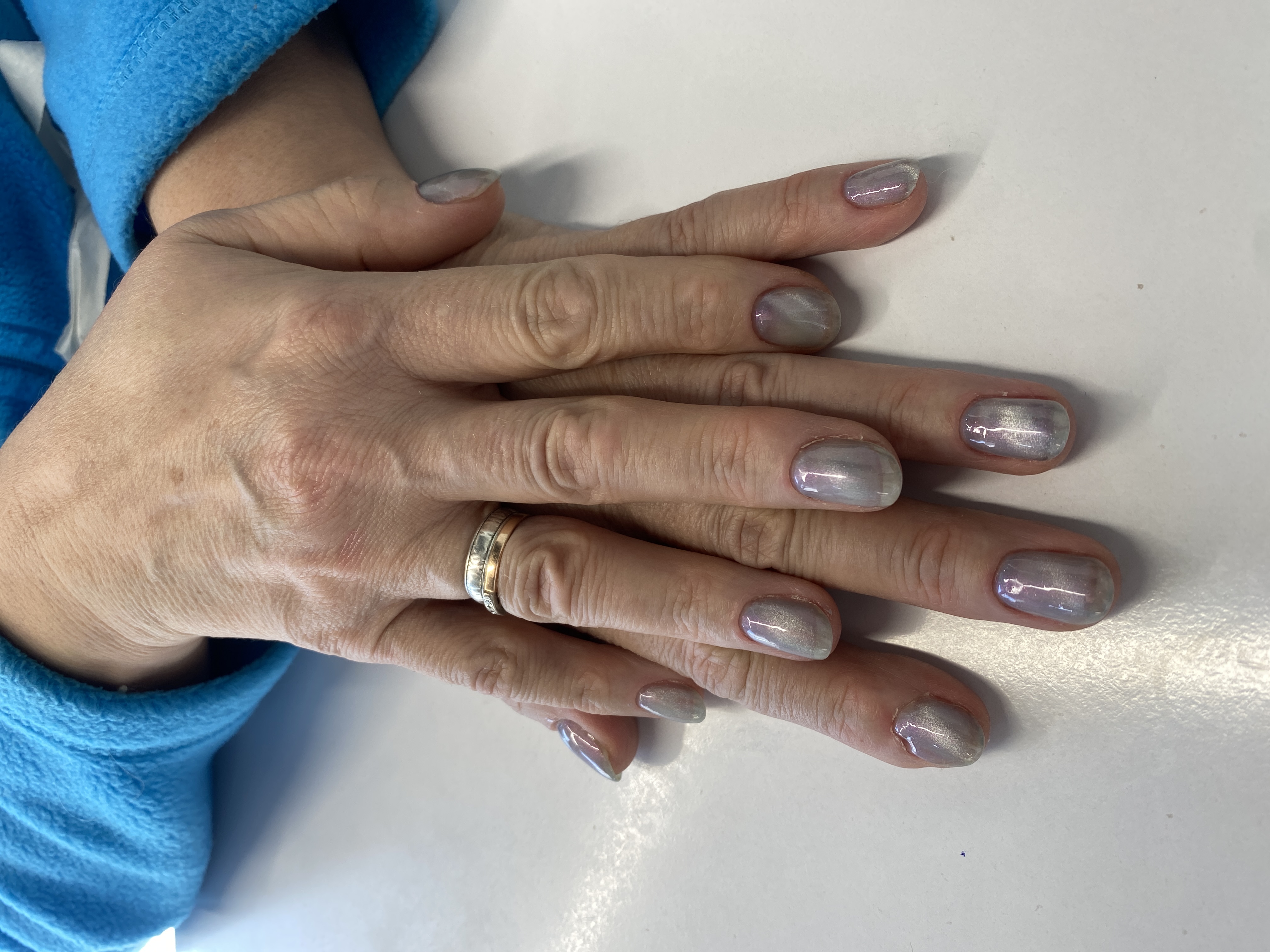 Маникюр, однотон, кошачий глаз, на каждый день, нежный, серый