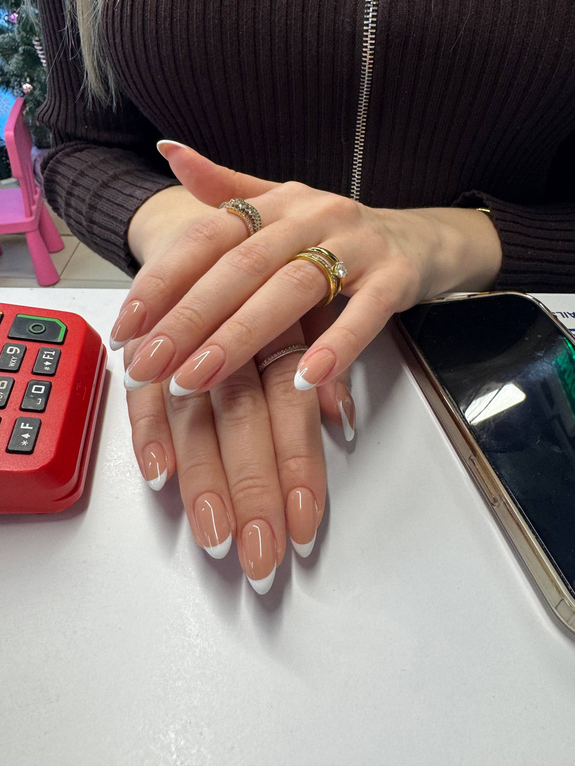 дизайн, Маникюр, френч классический, нюд, бежевый, на каждый день
