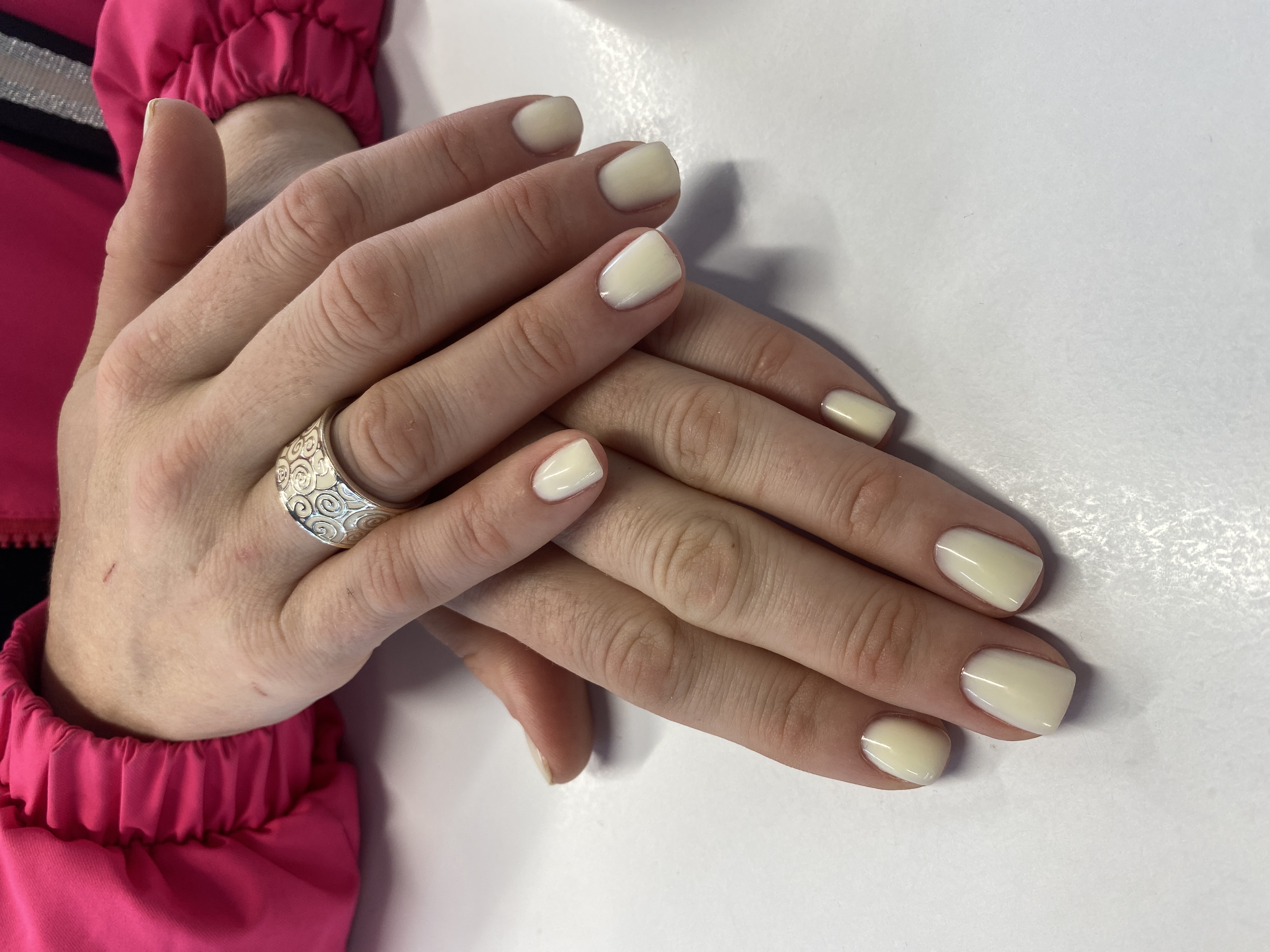 Маникюр, однотон, на каждый день, молочный, нюд