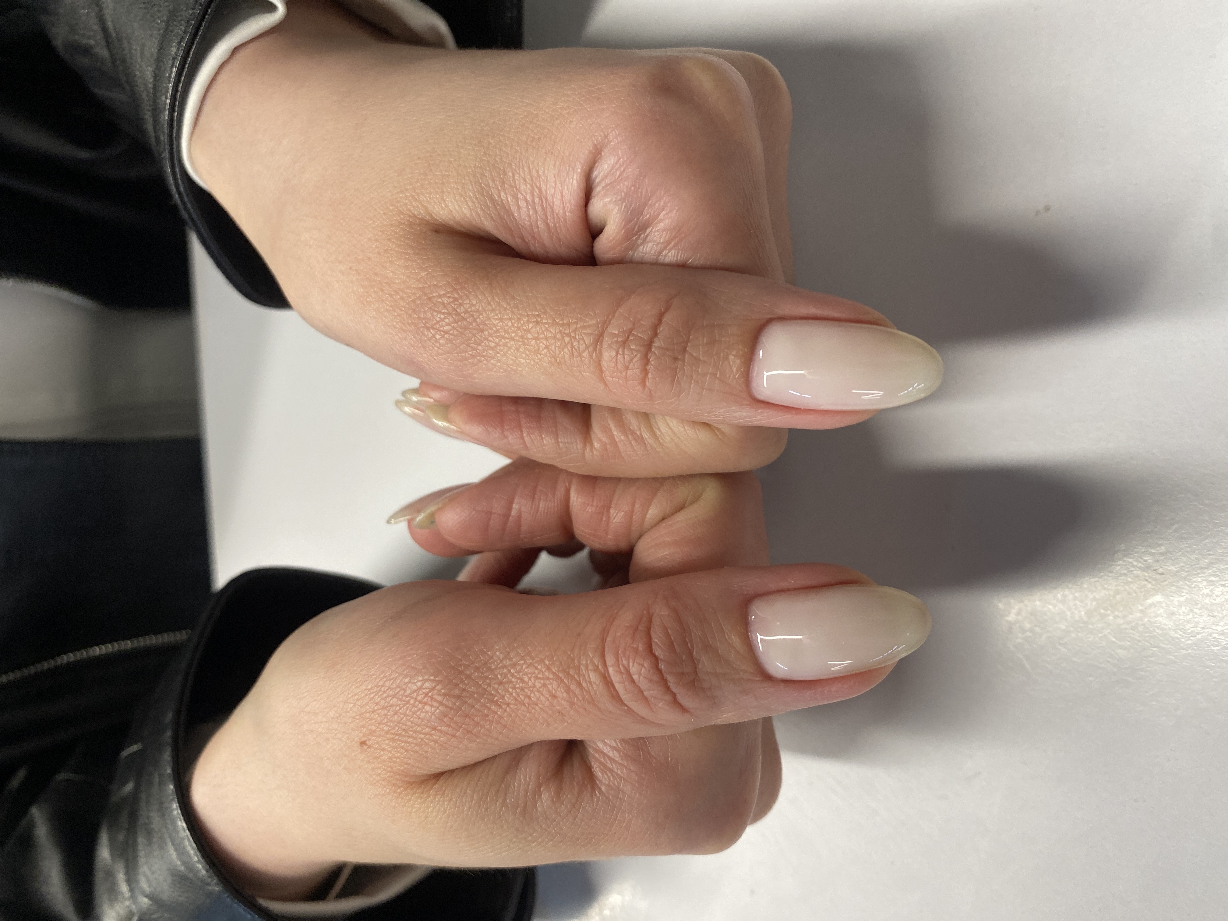 Маникюр, однотон, нюд, молочный, на каждый день