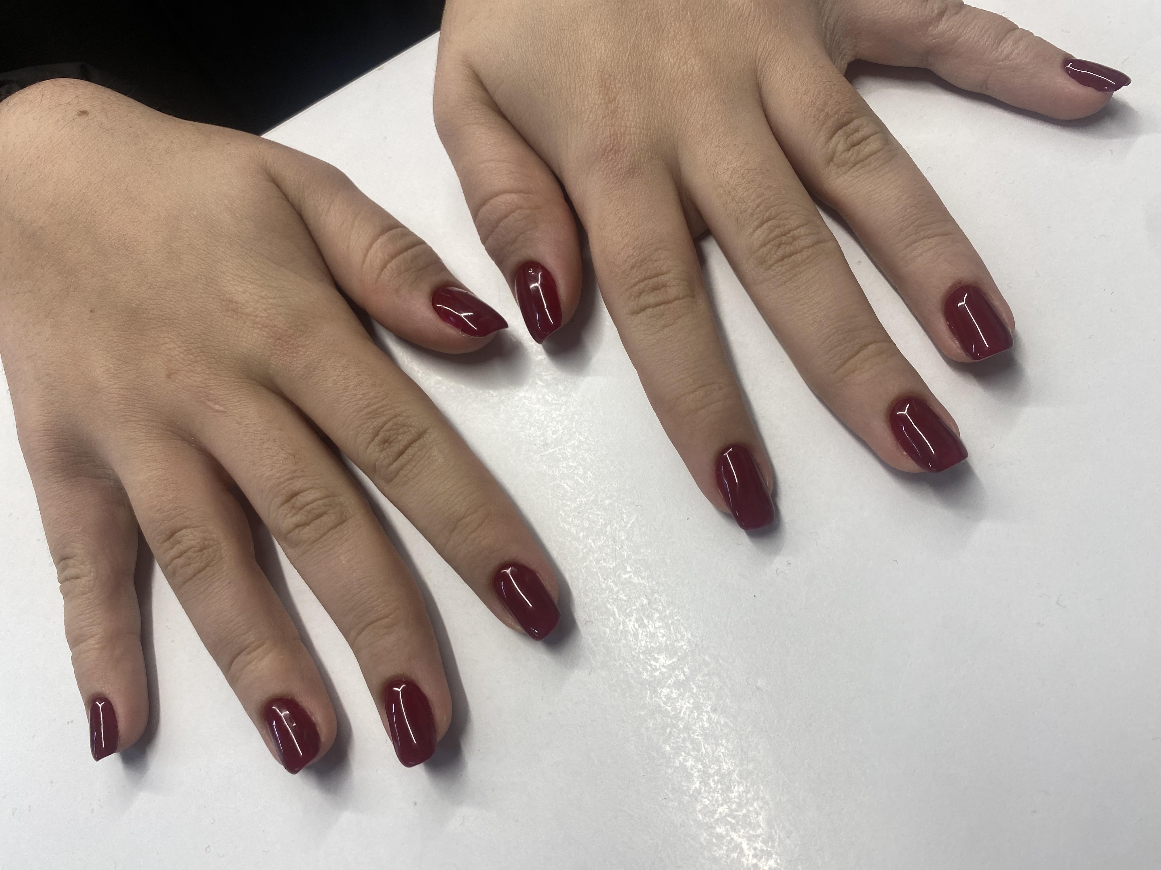 Маникюр, однотон, винный, на каждый день