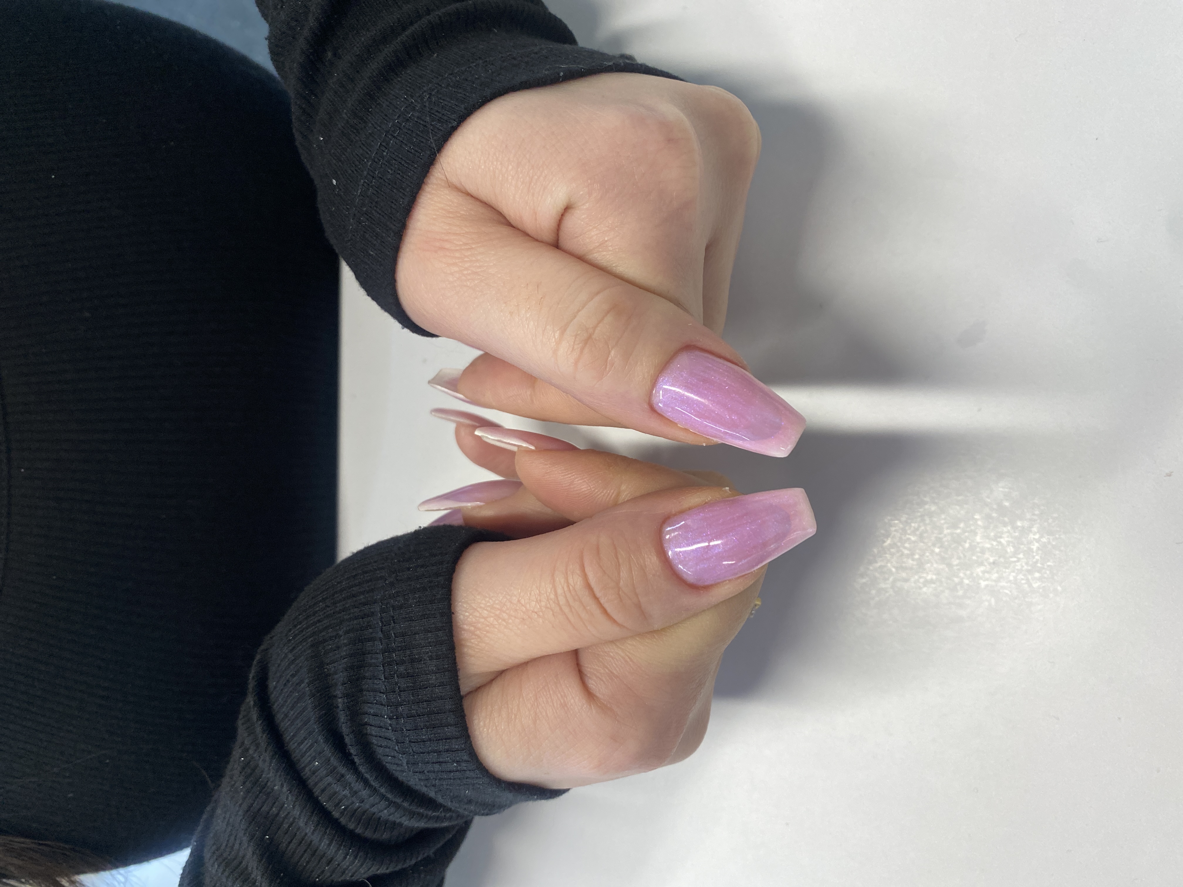 френч классический, нежный, Маникюр, дизайн, на каждый день, сиреневый