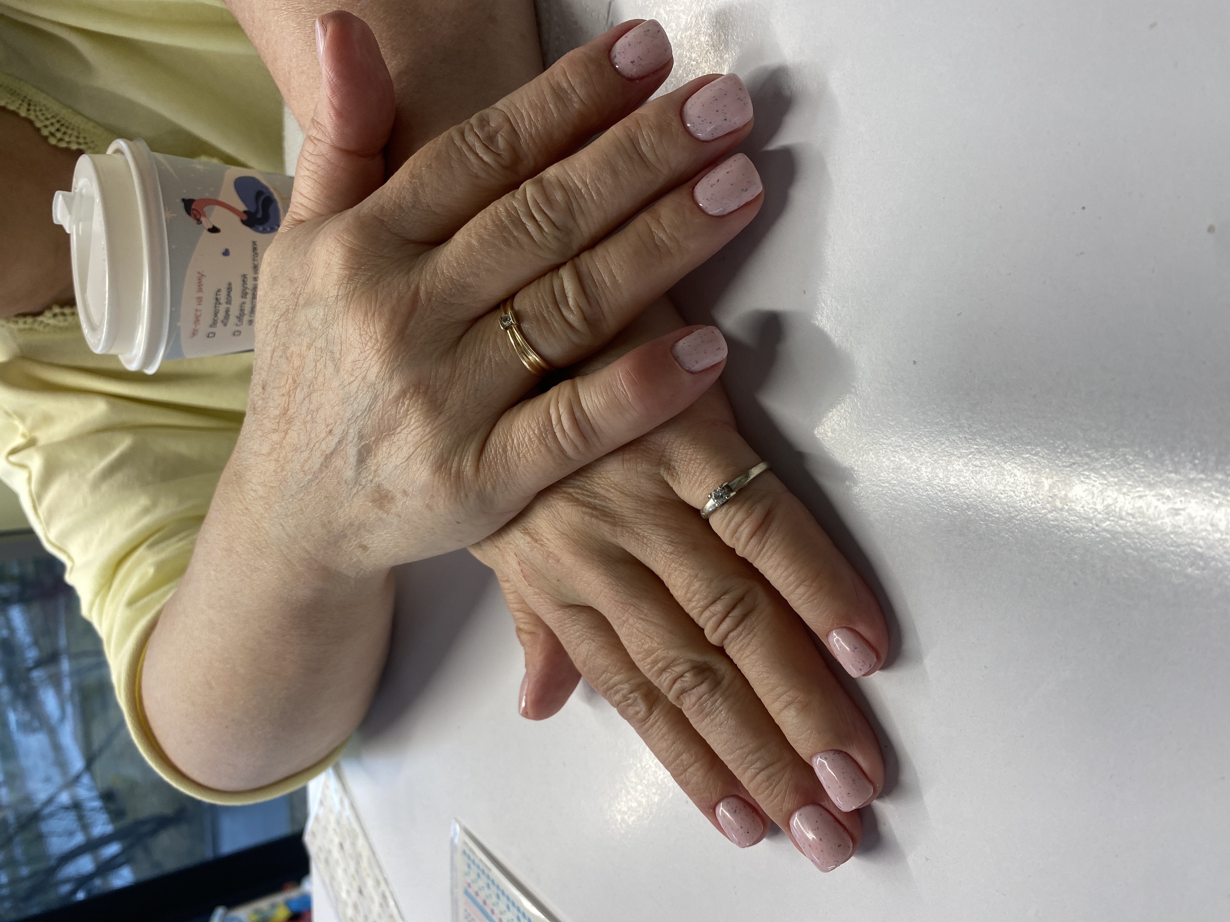 топ в крапинку, однотон, Маникюр, на каждый день, молочный