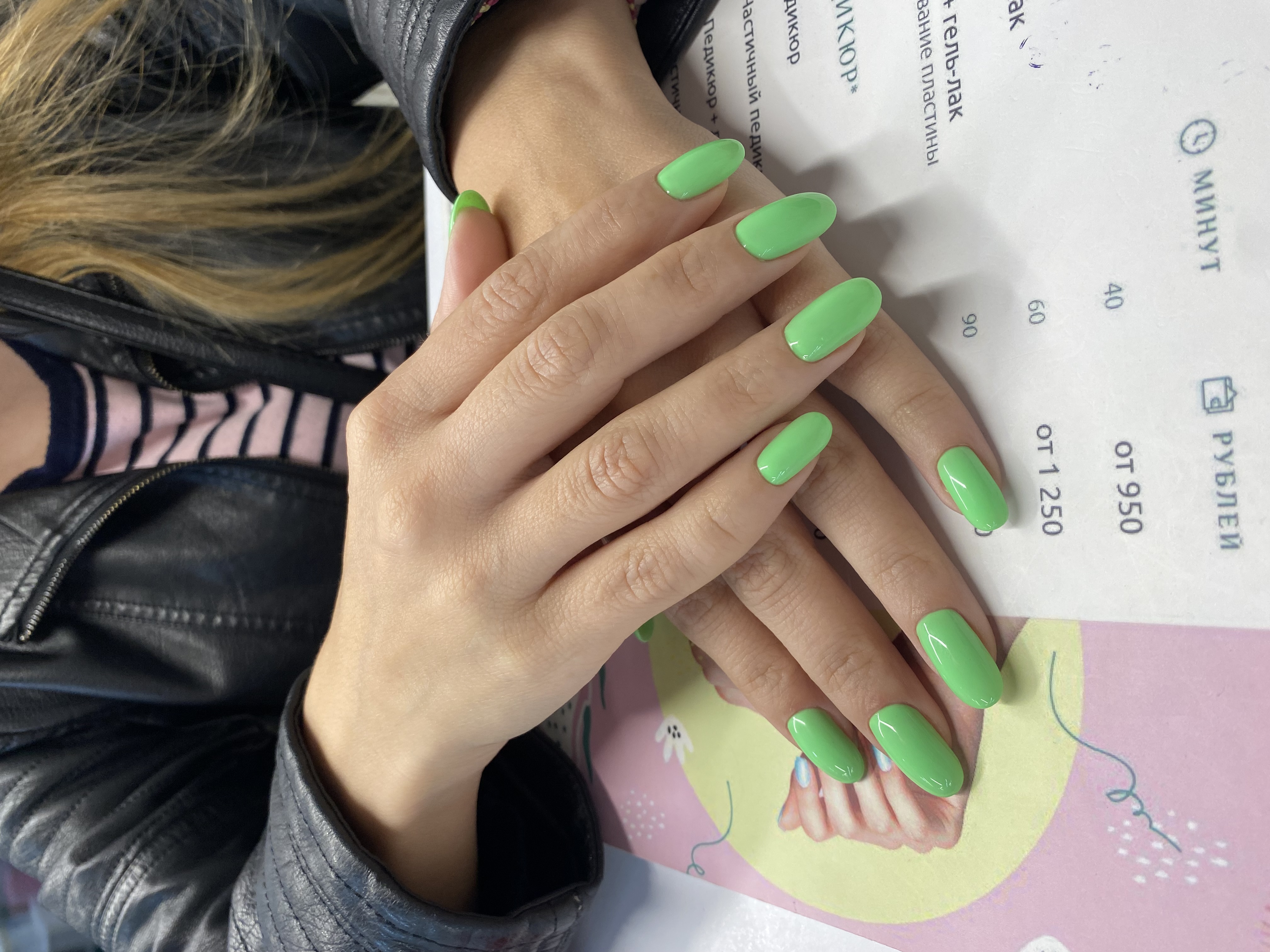 нежный, однотон, Маникюр, на каждый день, нюд, салатовый