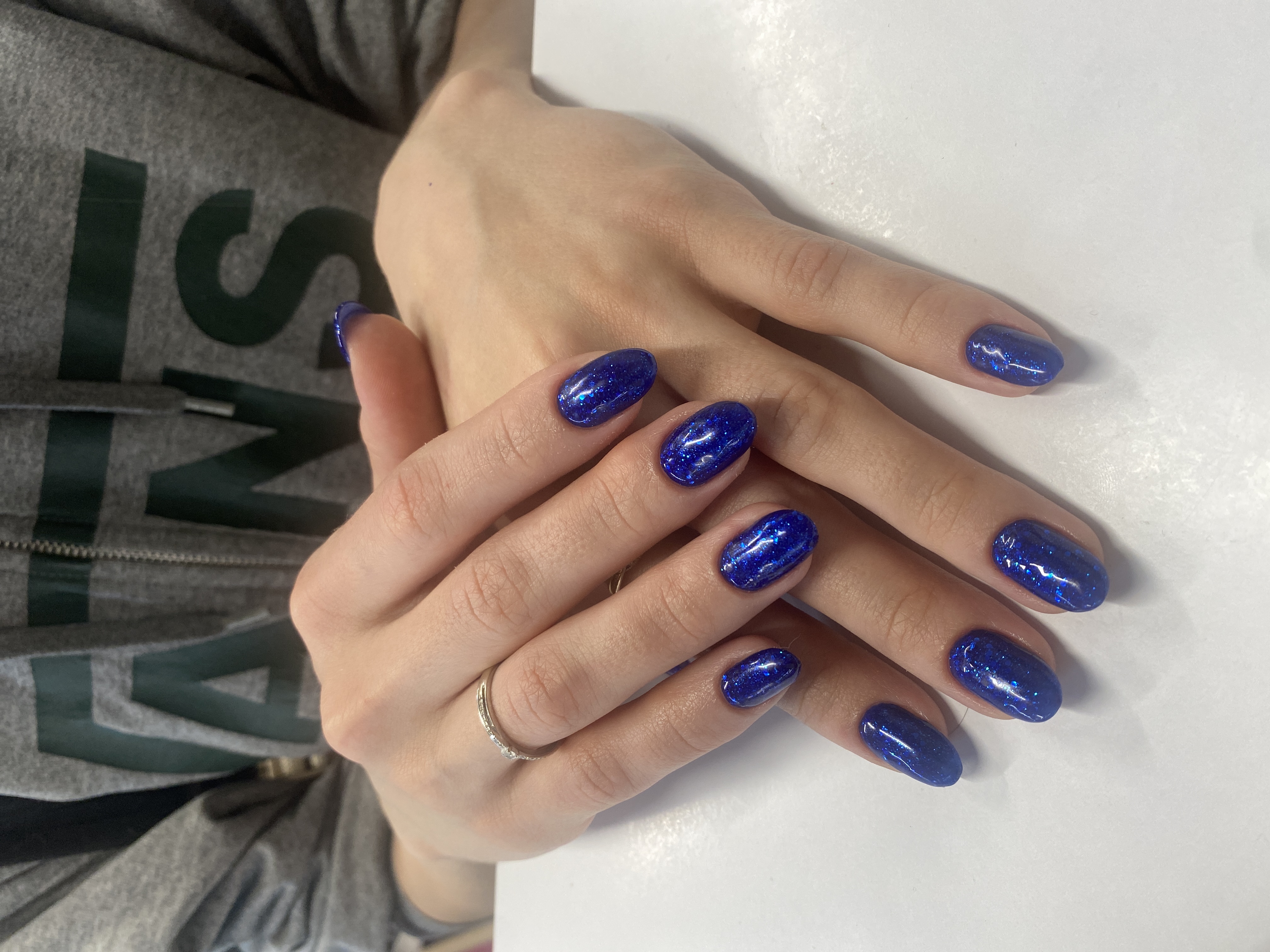 лак с блестками, Маникюр, однотон, синий, на каждый день