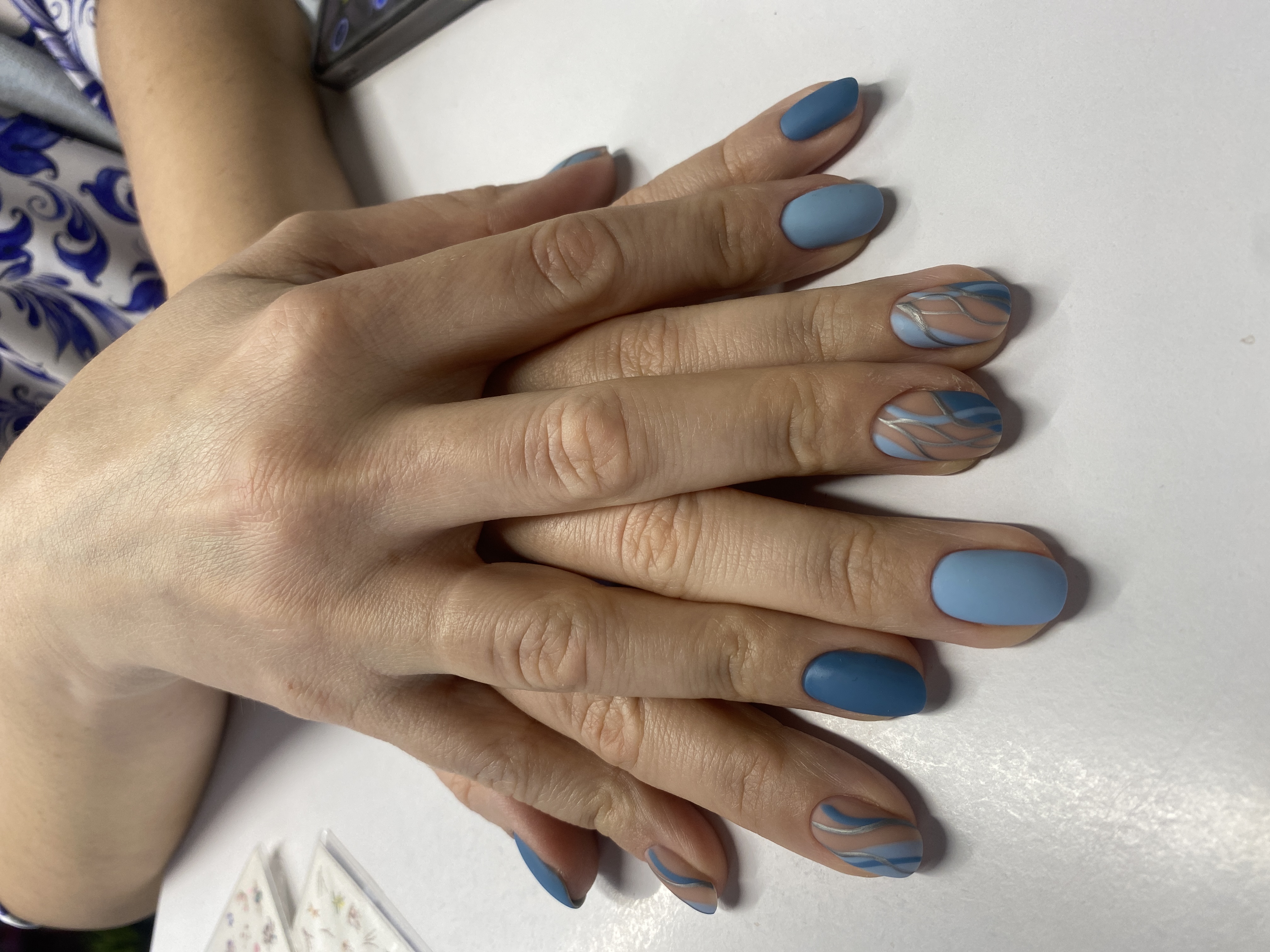 комбинированный, голубой, дизайн, Нежная абстракция, Маникюр, оригинальный, на каждый день