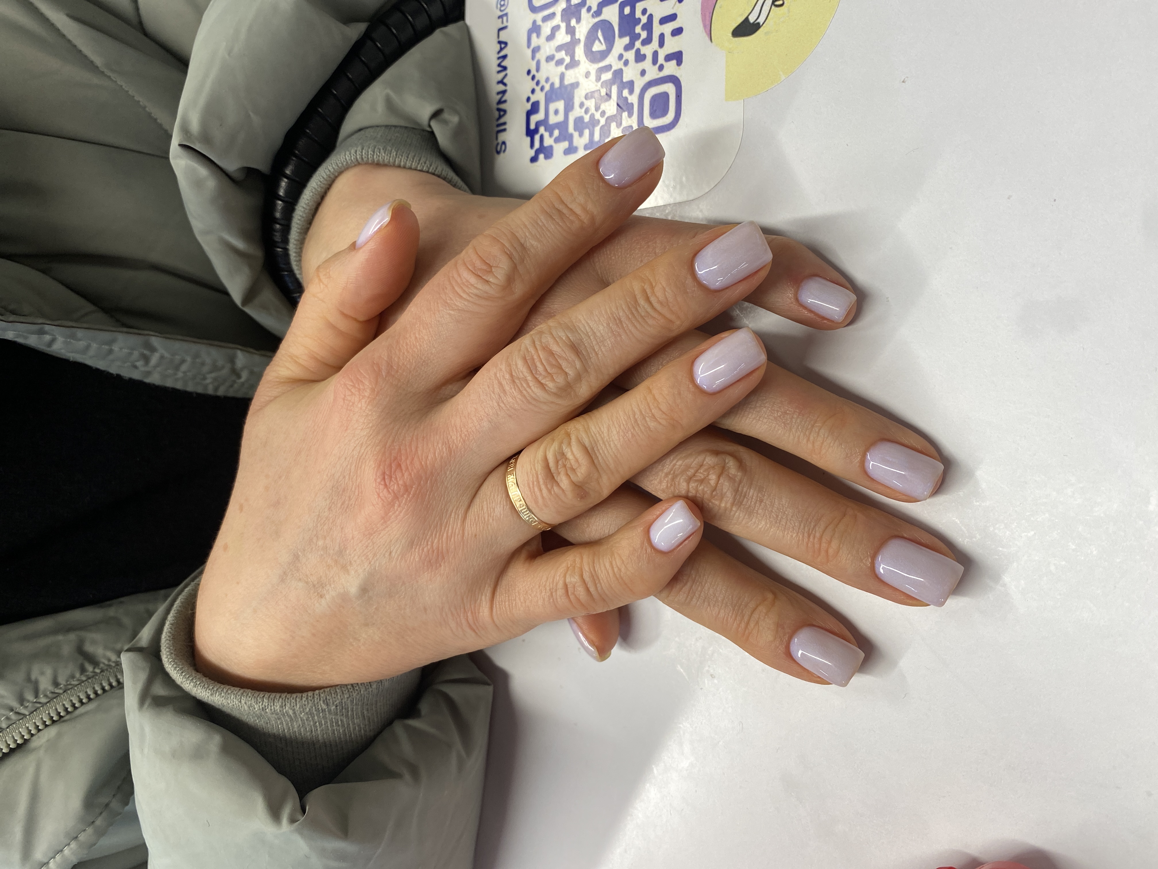 Маникюр, лак с блестками, однотон, на каждый день, перламутр