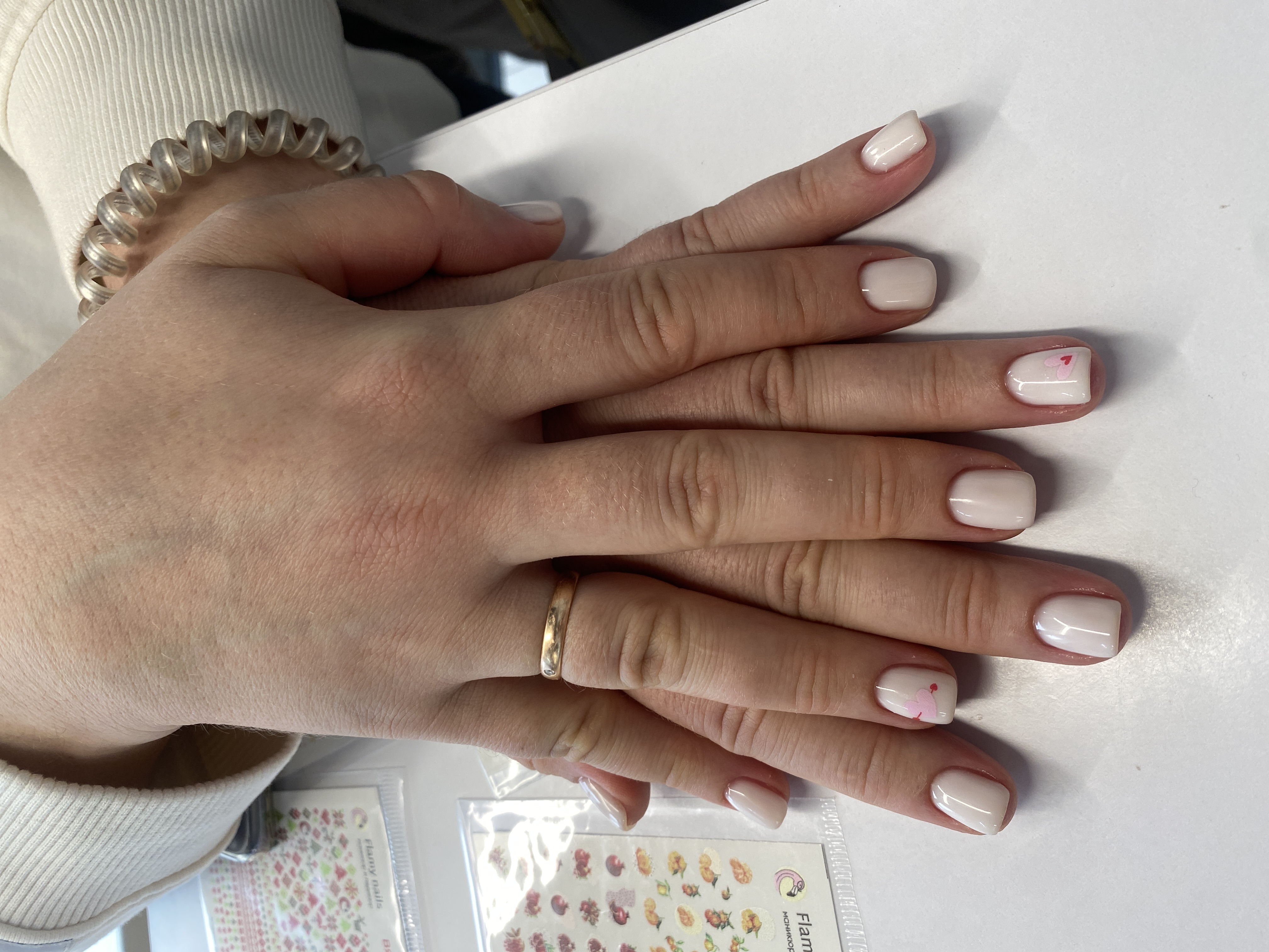 белый, сердечки, дизайн, Маникюр, наклейка, нежный, минимализм