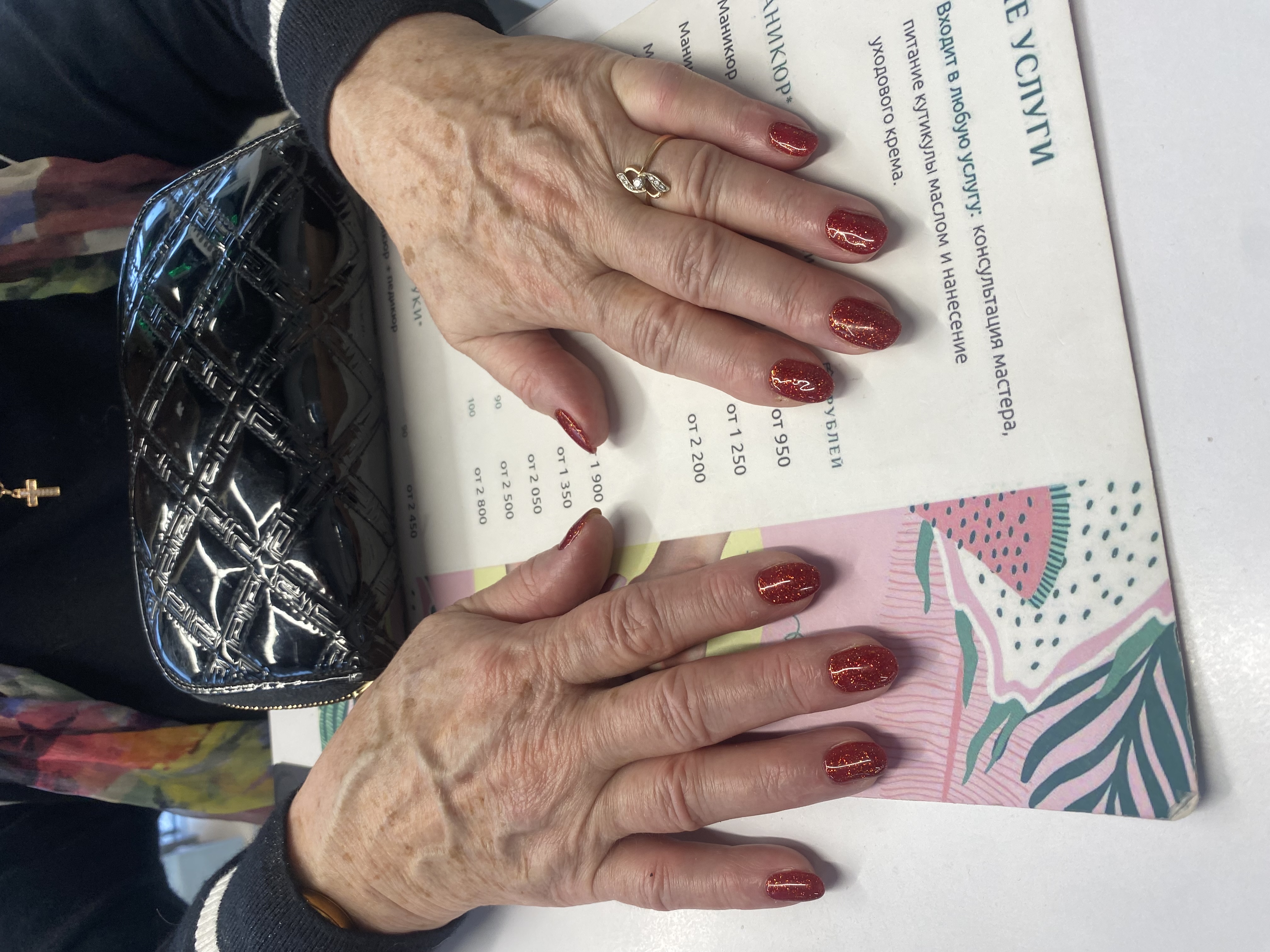 лак с блестками, однотон, бордовый, Маникюр, на каждый день