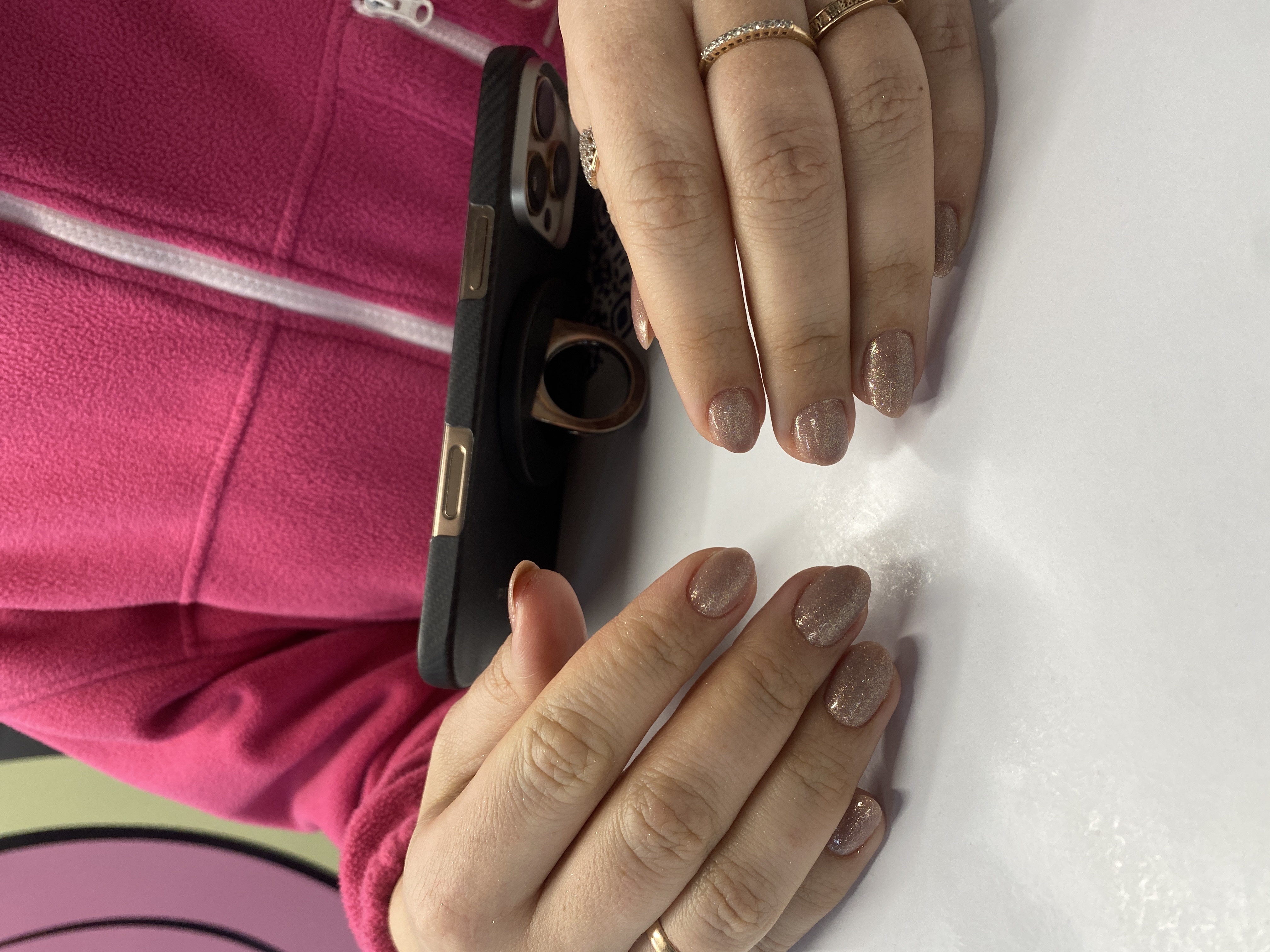 лак с блестками, Маникюр, нежный, однотон, на каждый день, бежевый