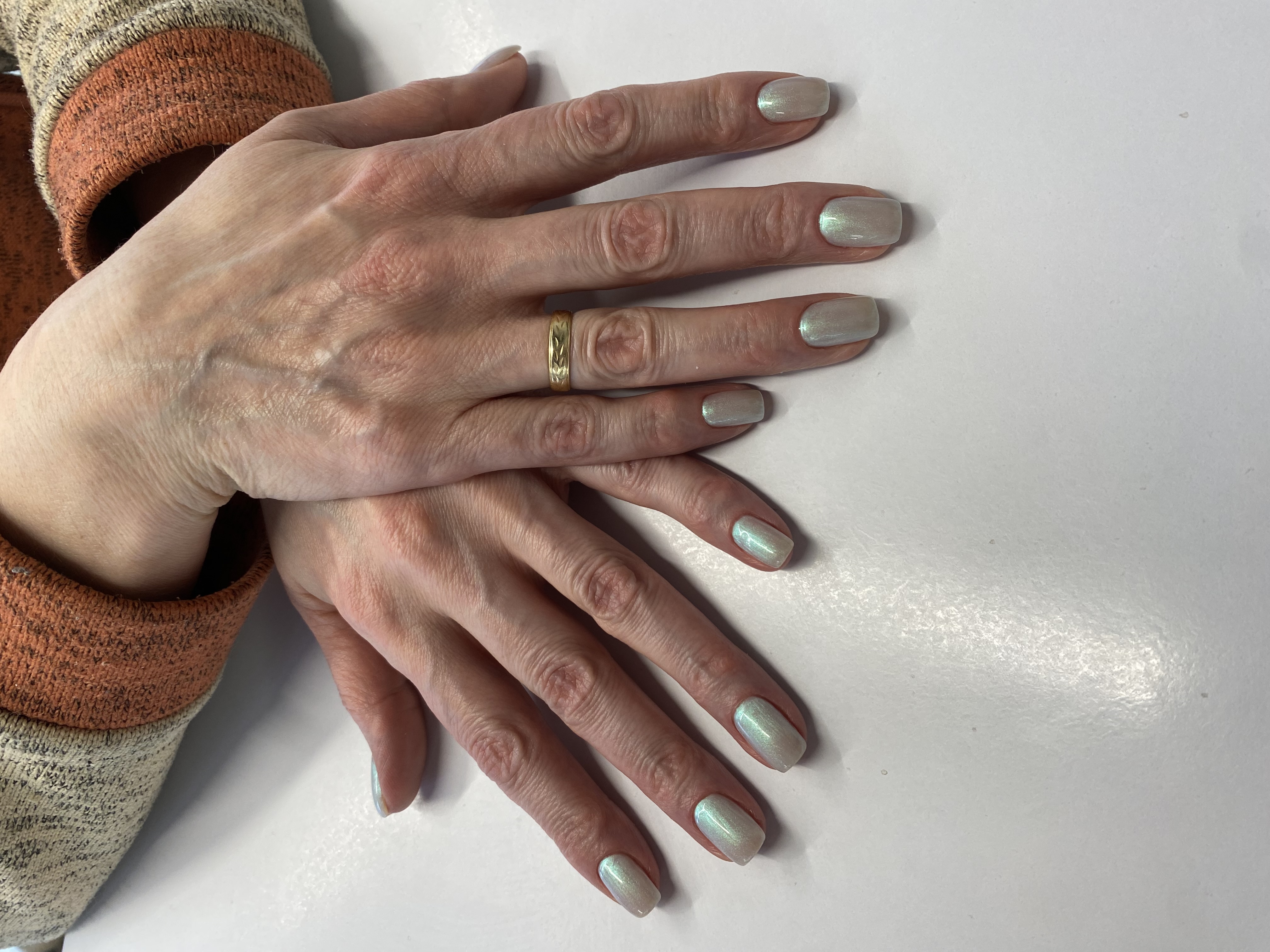 лак с блестками, Маникюр, нежный, однотон, перламутр, на каждый день