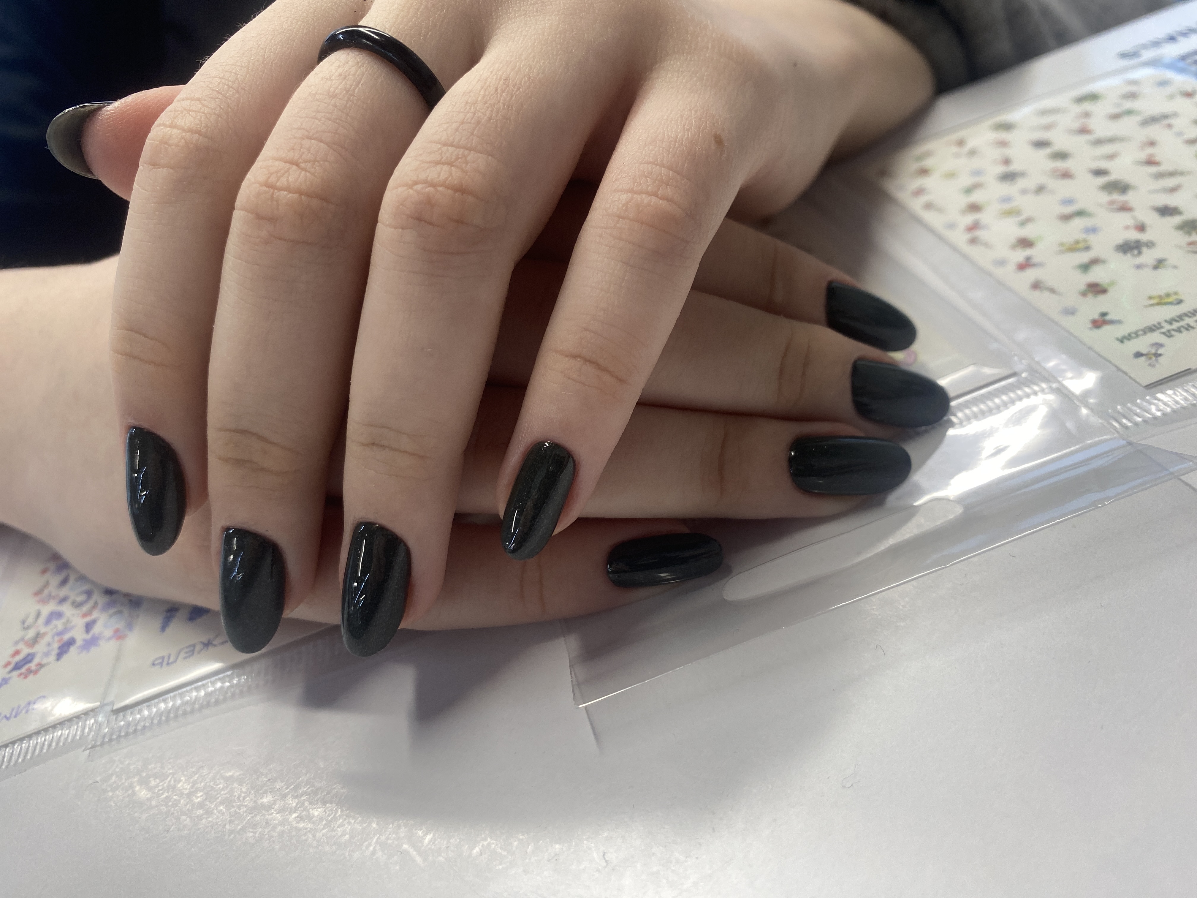 Маникюр, однотон, черный, на каждый день