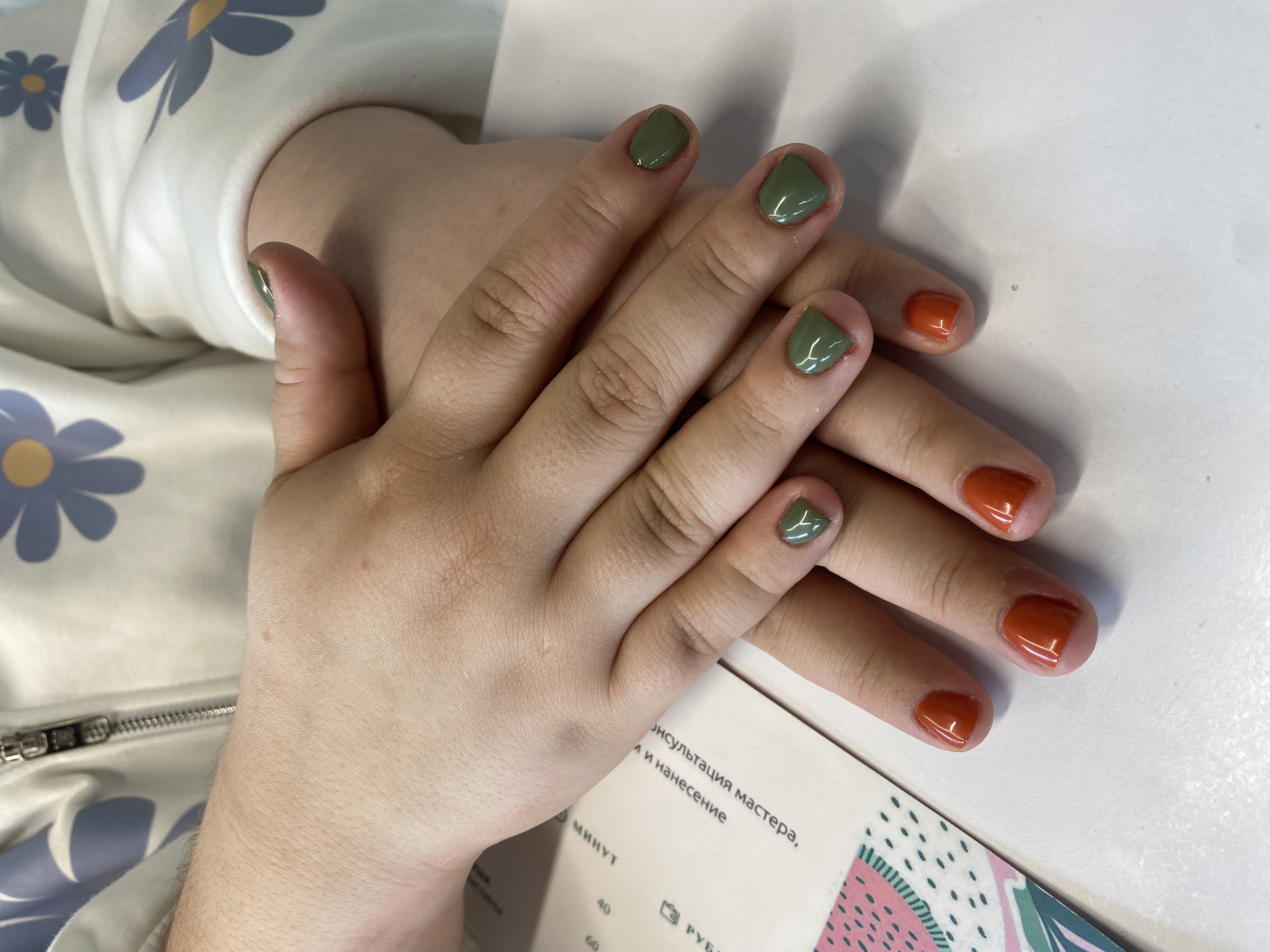 комбинированный, Маникюр, на каждый день, оливковый, порезы