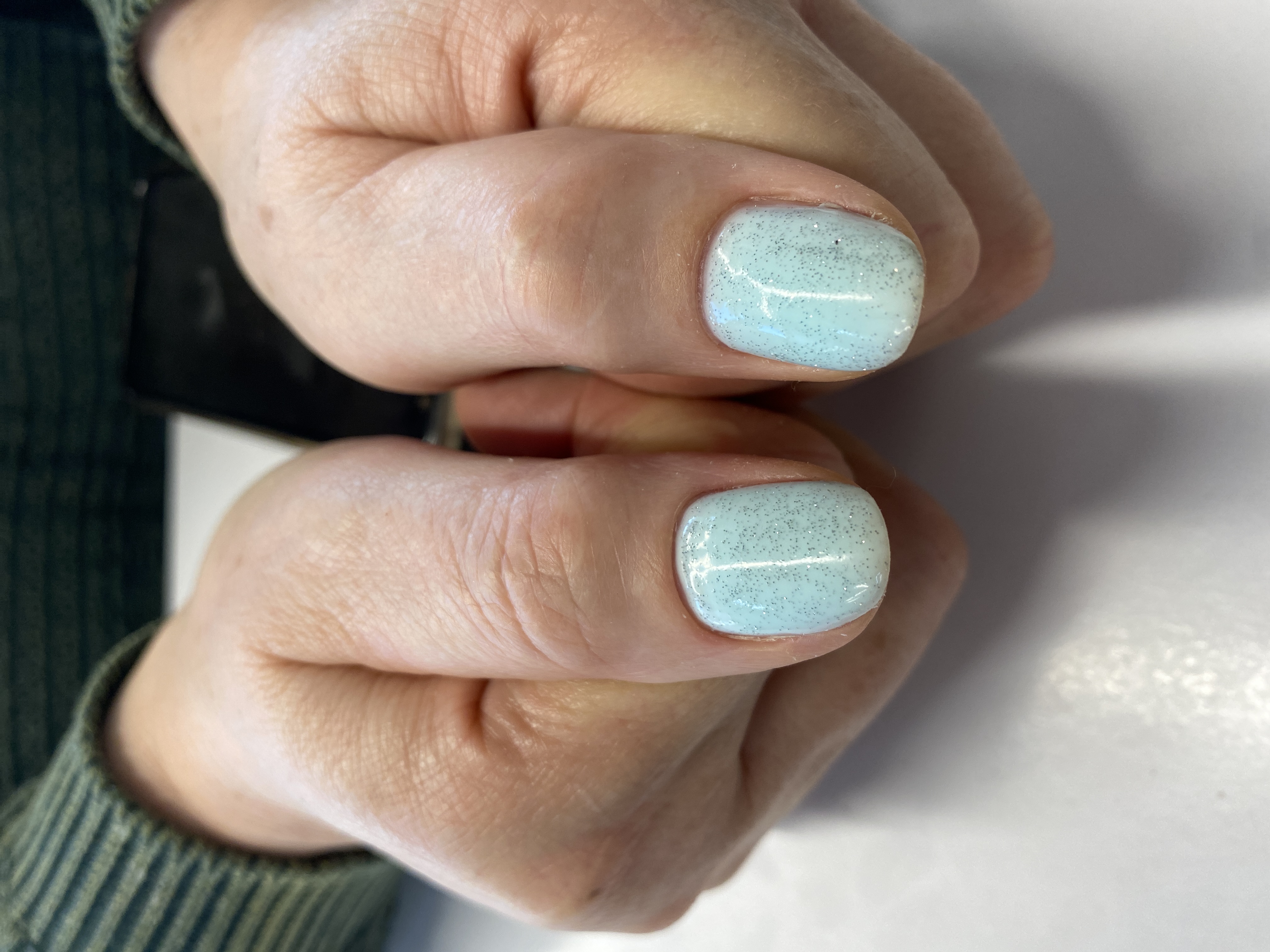 комбинированный, Маникюр, голубой, лак с блестками, дизайн, сердечки, стразы, минимализм