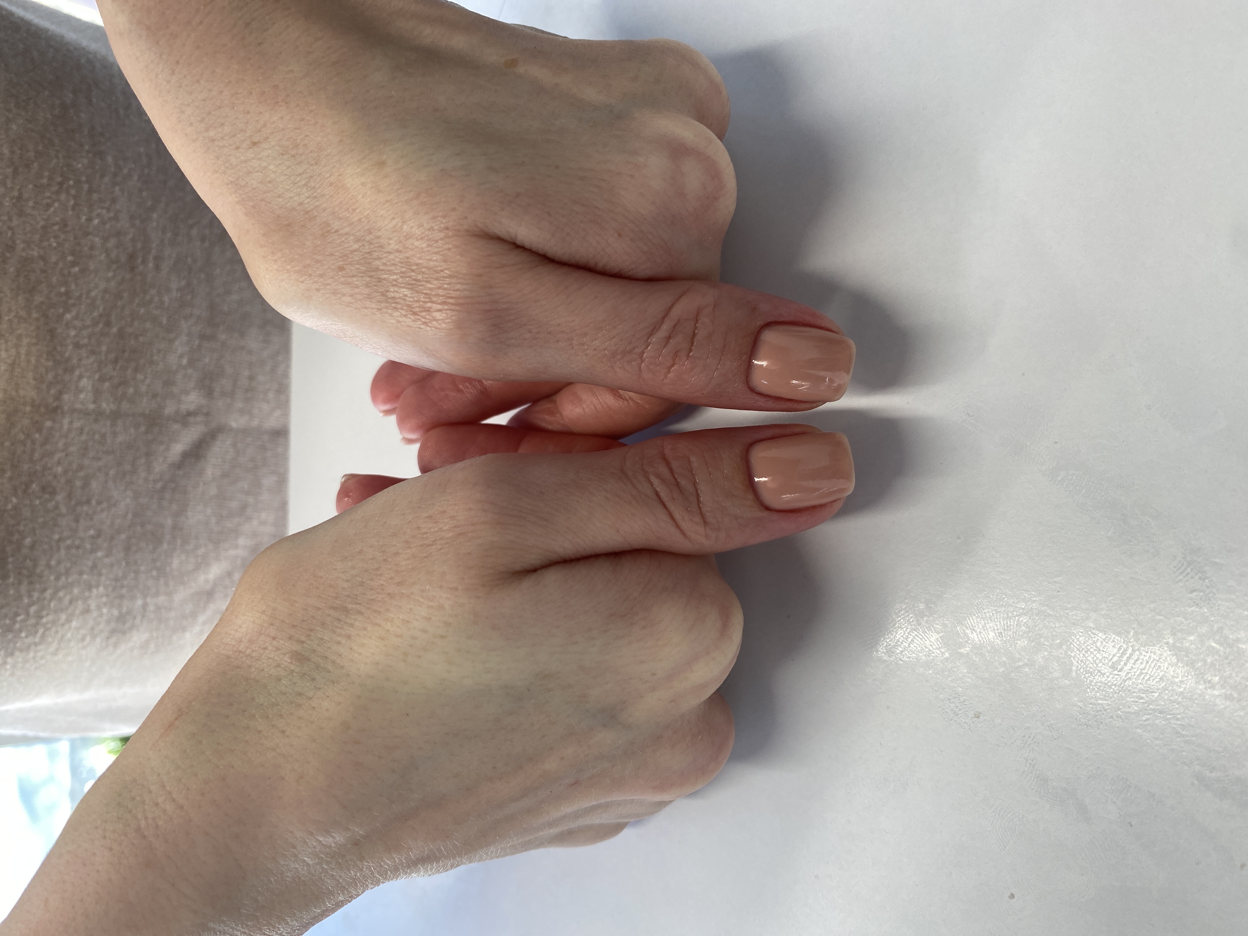 Маникюр, нюд, однотон, бежевый, на каждый день