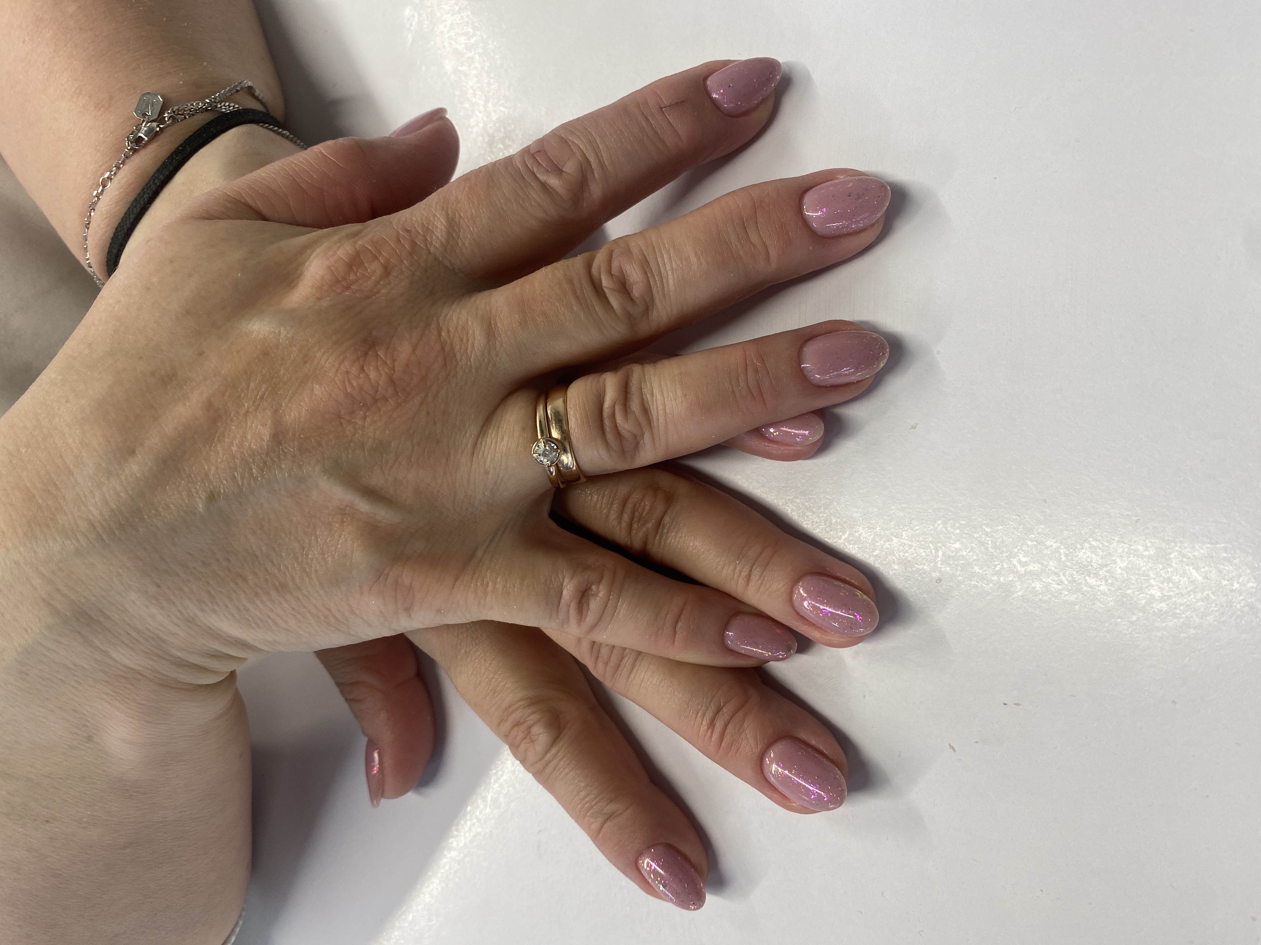 лак с блестками, Маникюр, нежный, однотон, на каждый день, нежно розовый