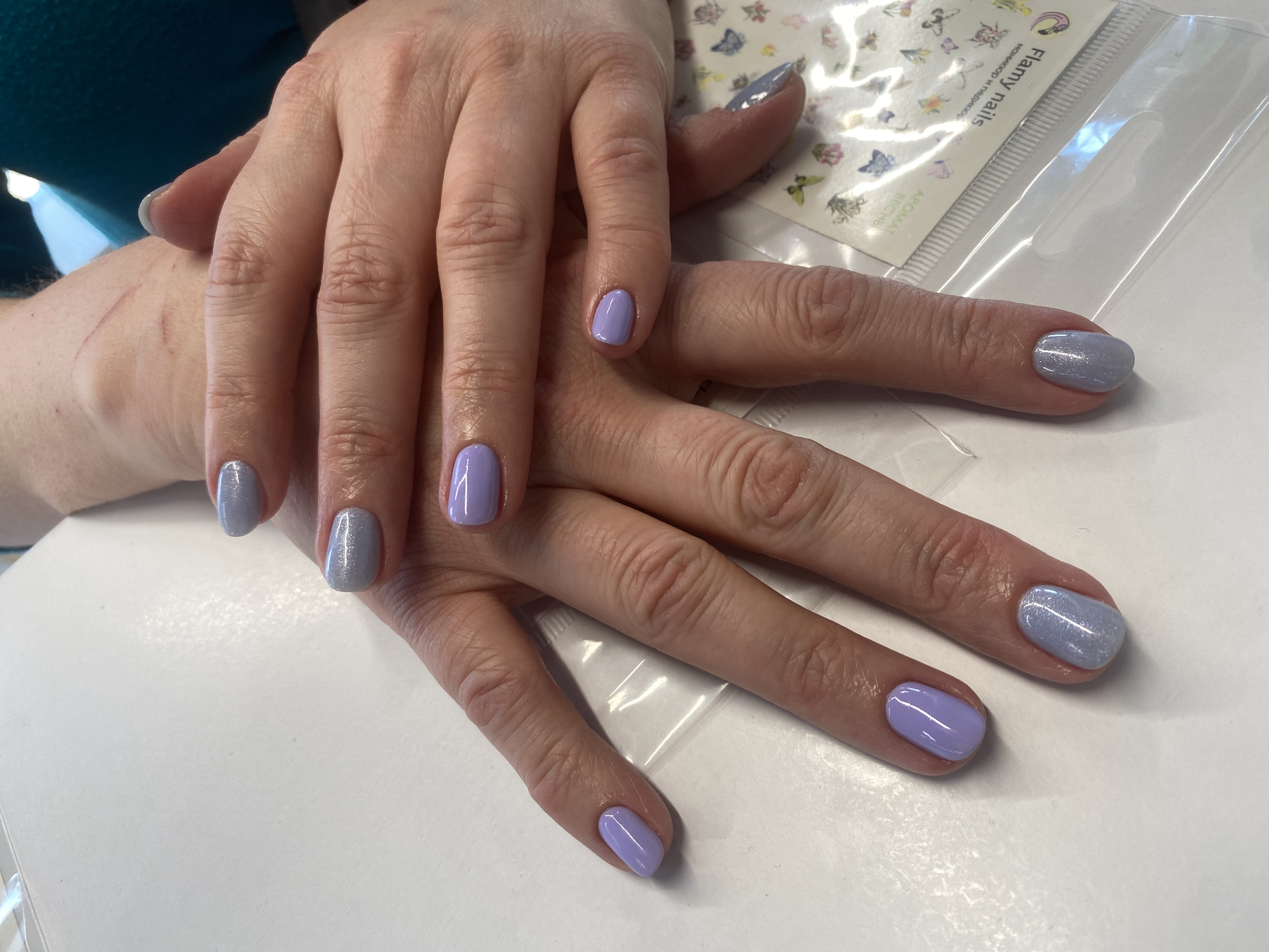 лак с блестками, однотон, Маникюр, нежный, голубой, на каждый день