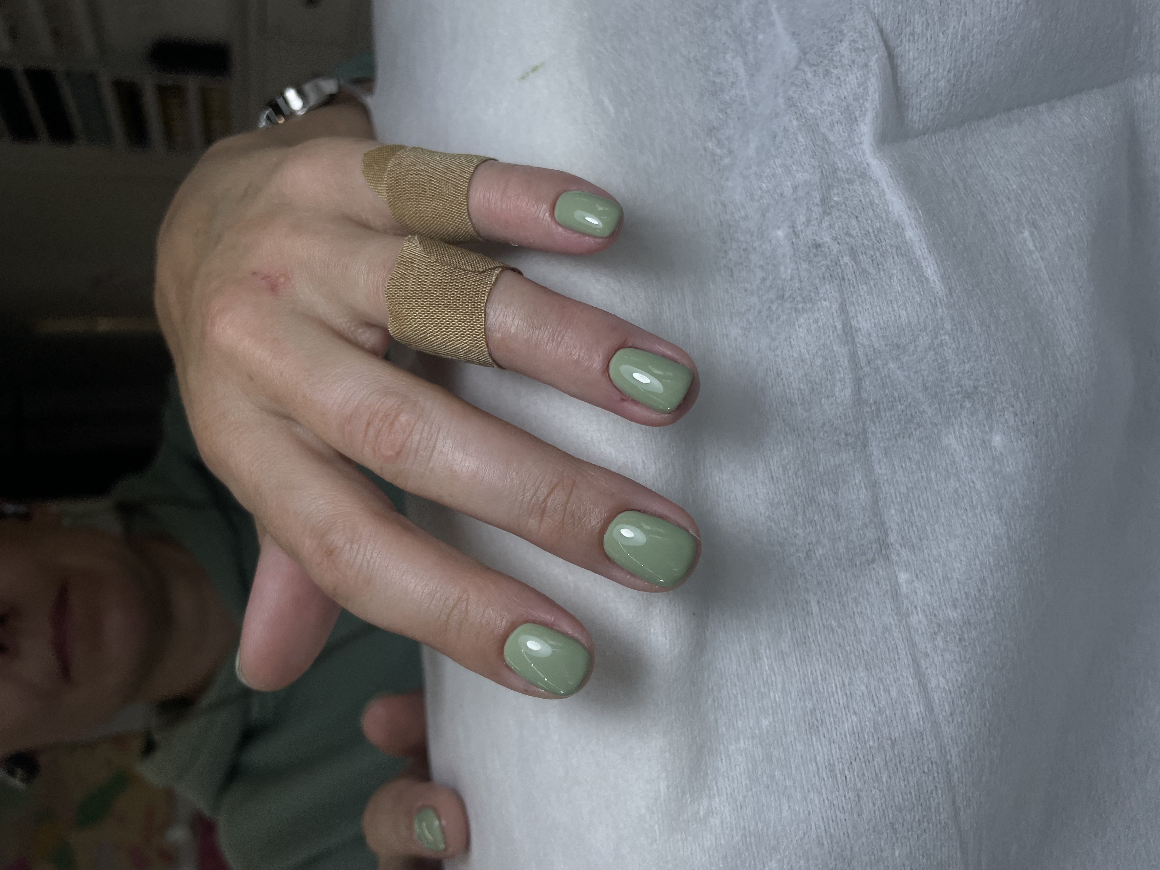 оливковый, Маникюр, на каждый день, нюд, однотон