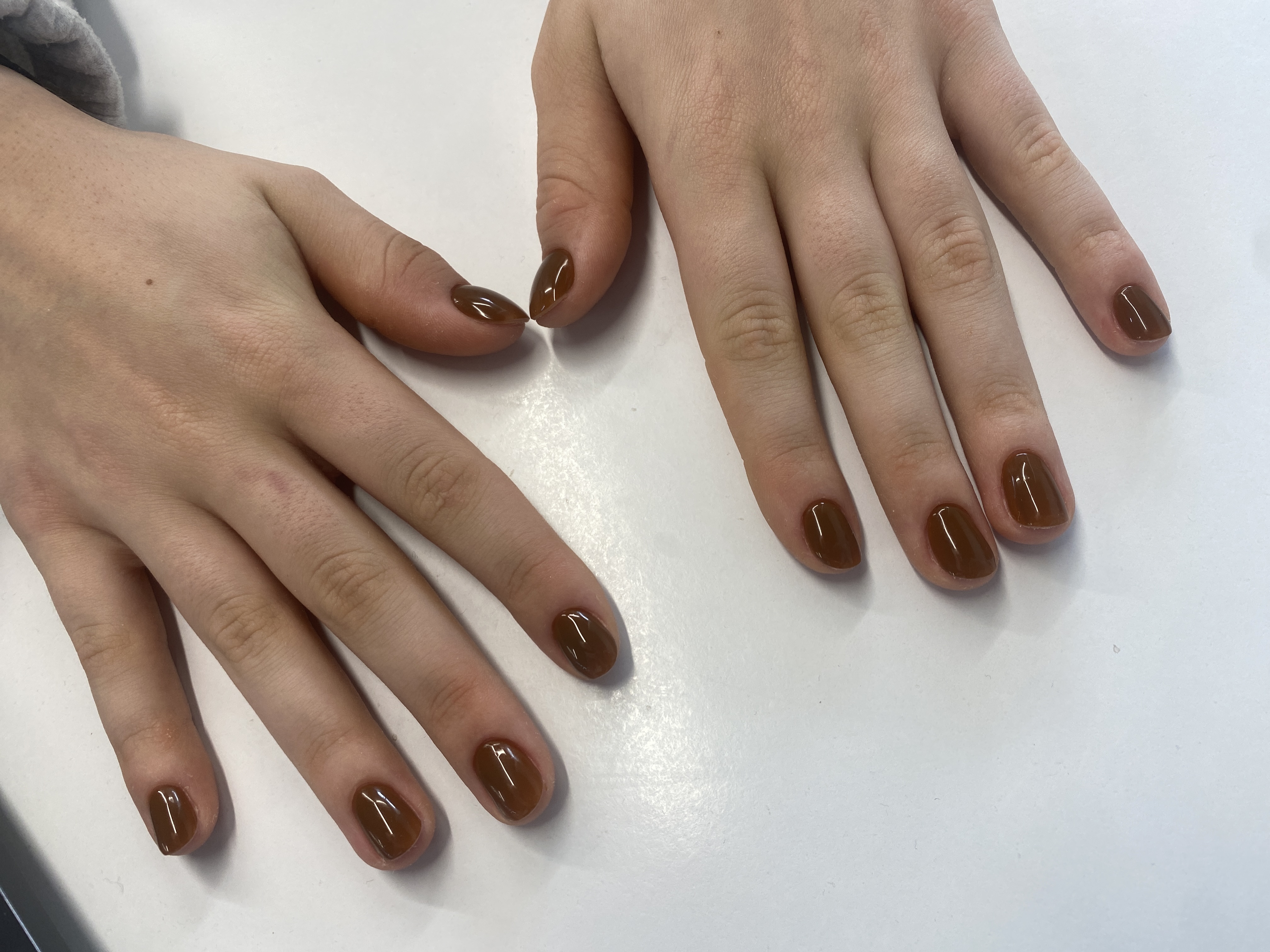 Маникюр, коричневый, однотон, на каждый день