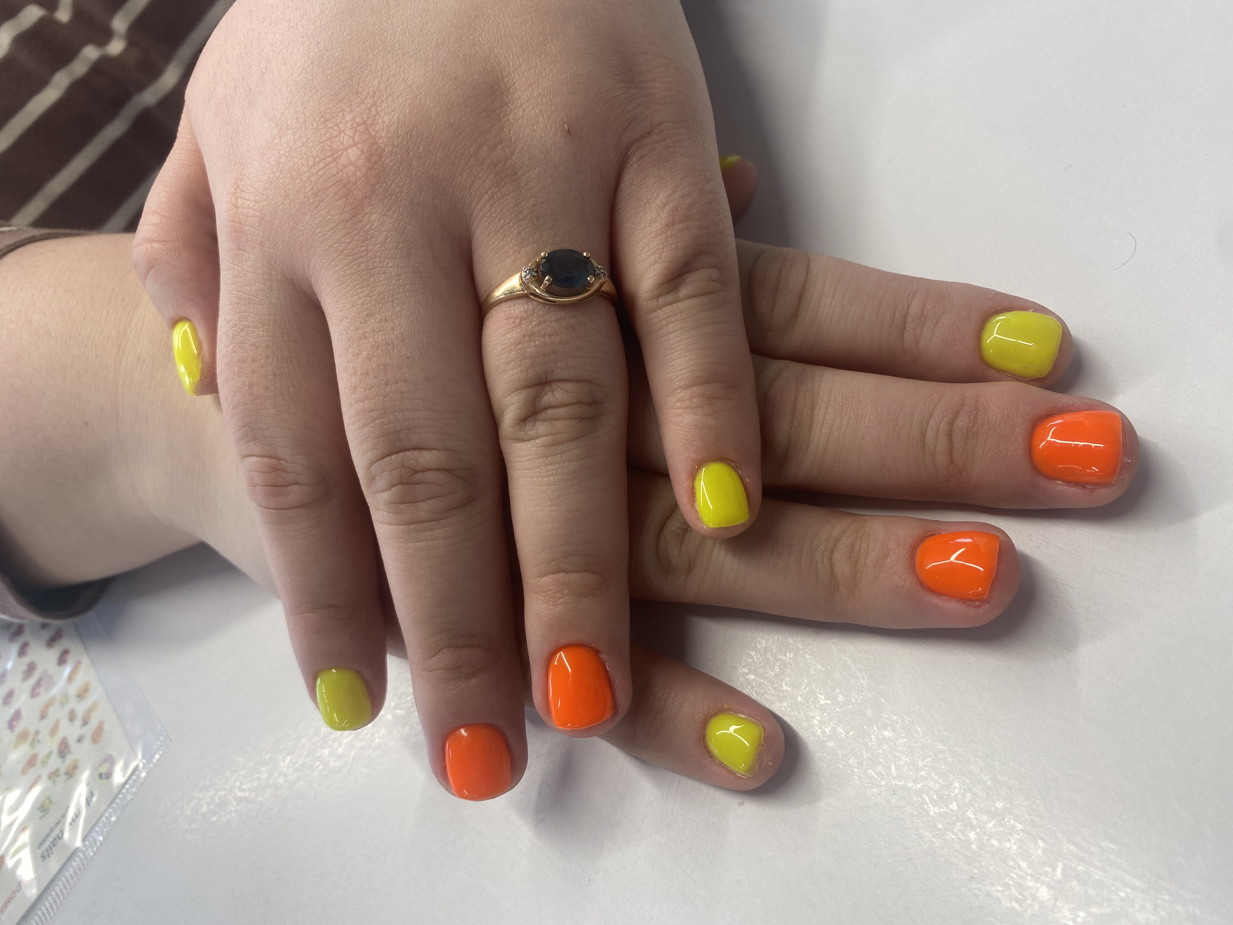 Маникюр, желтый, комбинированный, на каждый день