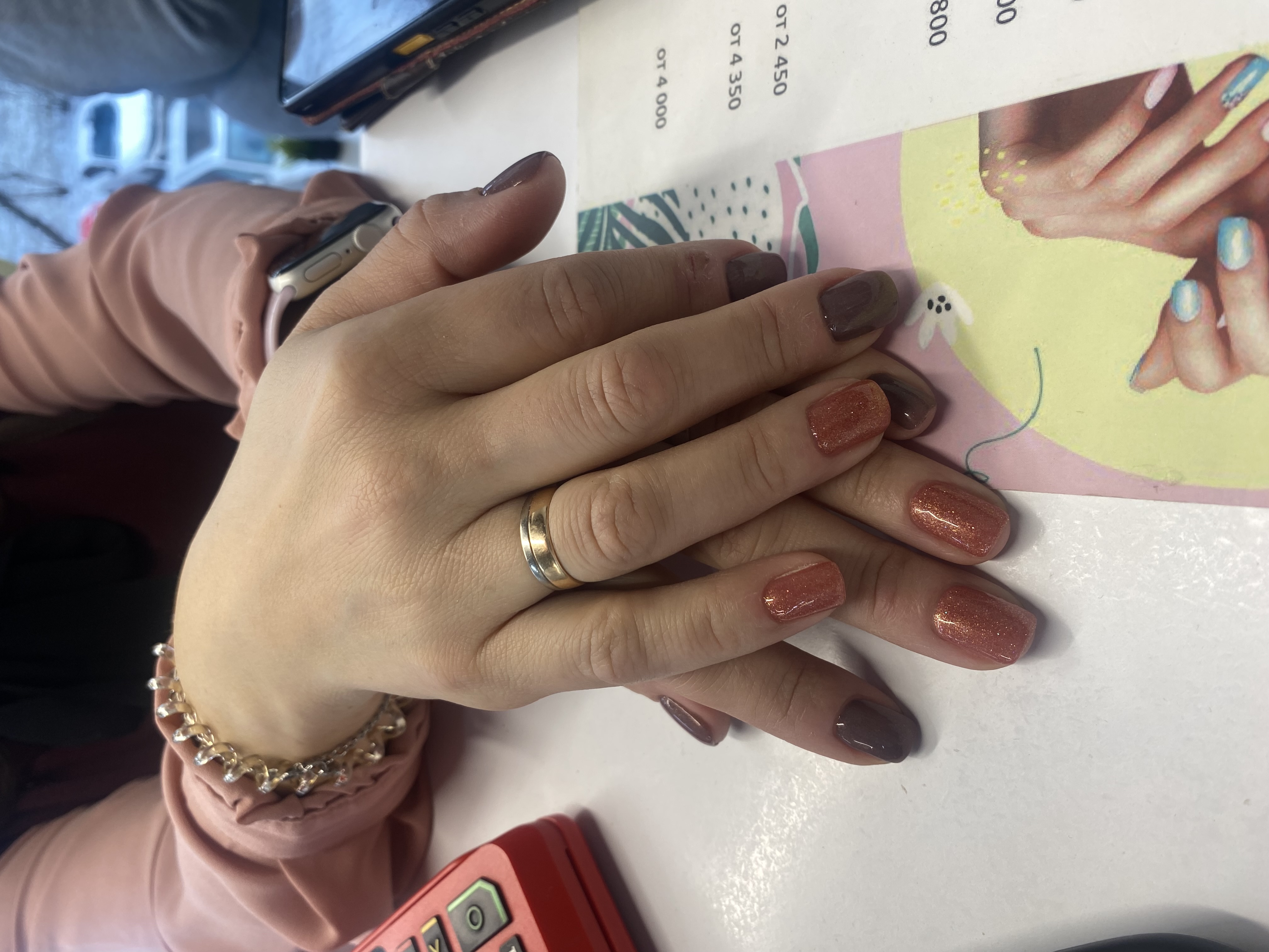 комбинированный, Маникюр, лак с блестками, коричневый, на каждый день