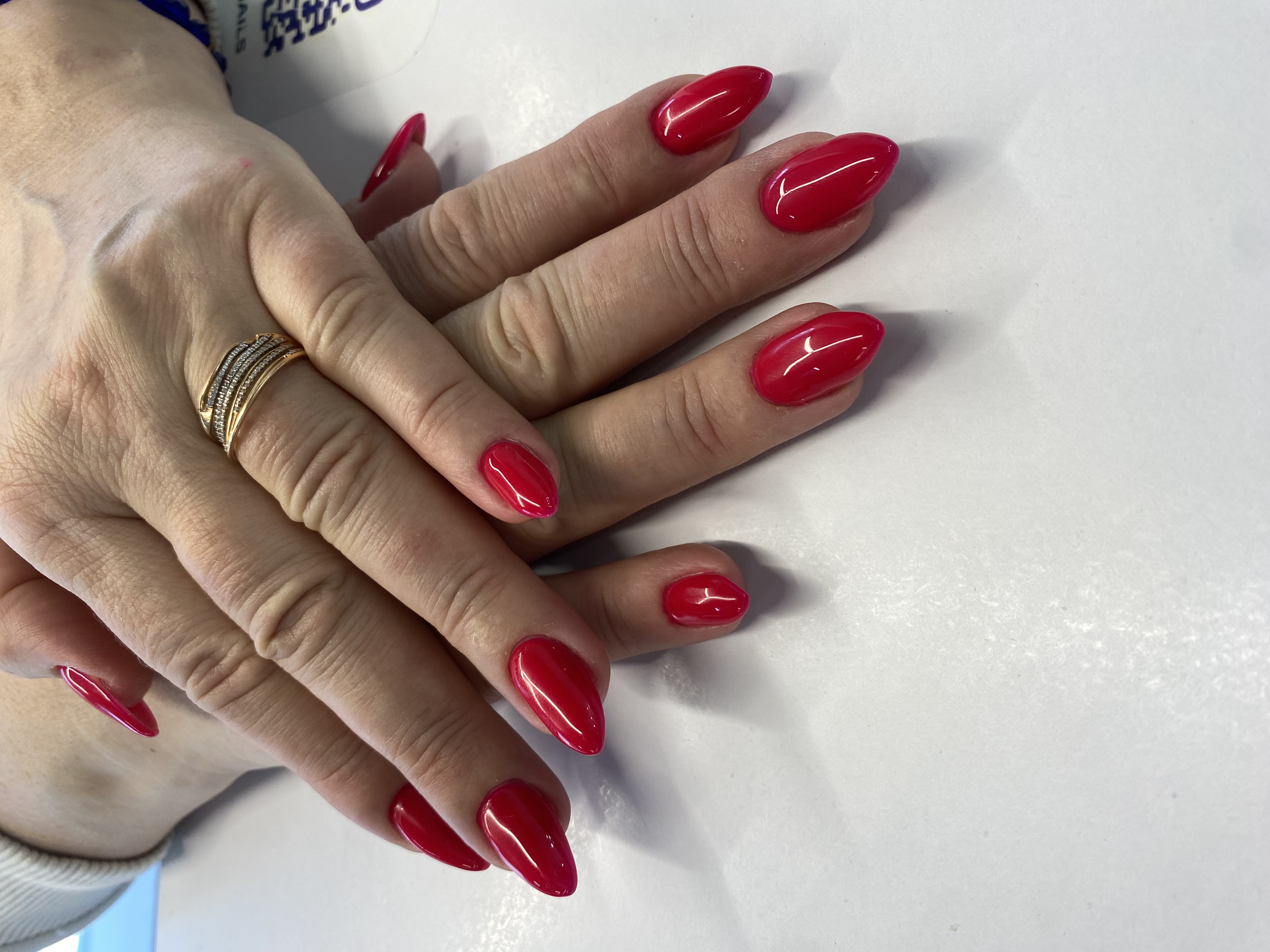 Маникюр, однотон, красный, на каждый день