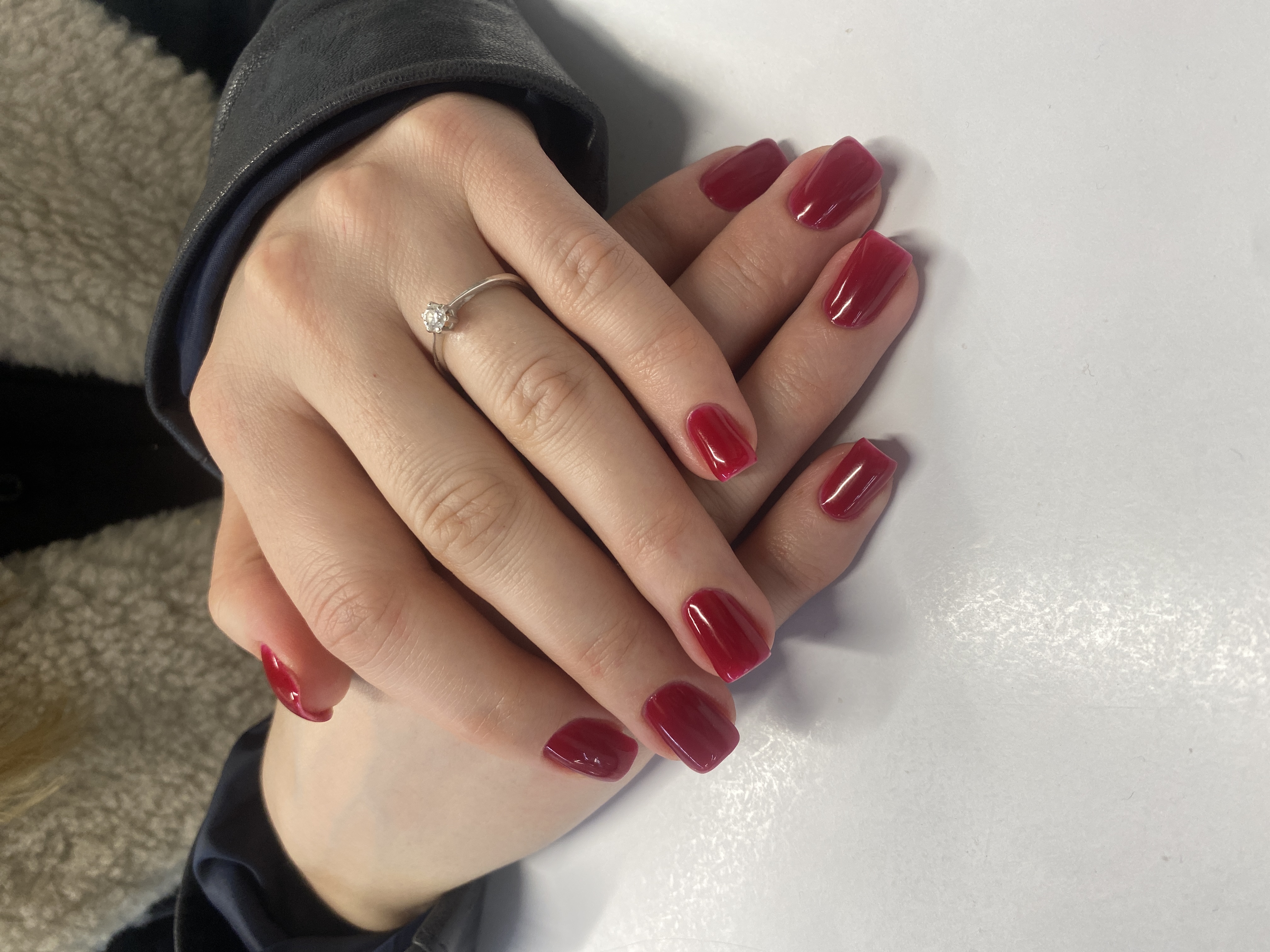 Маникюр, однотон, бордовый, на каждый день