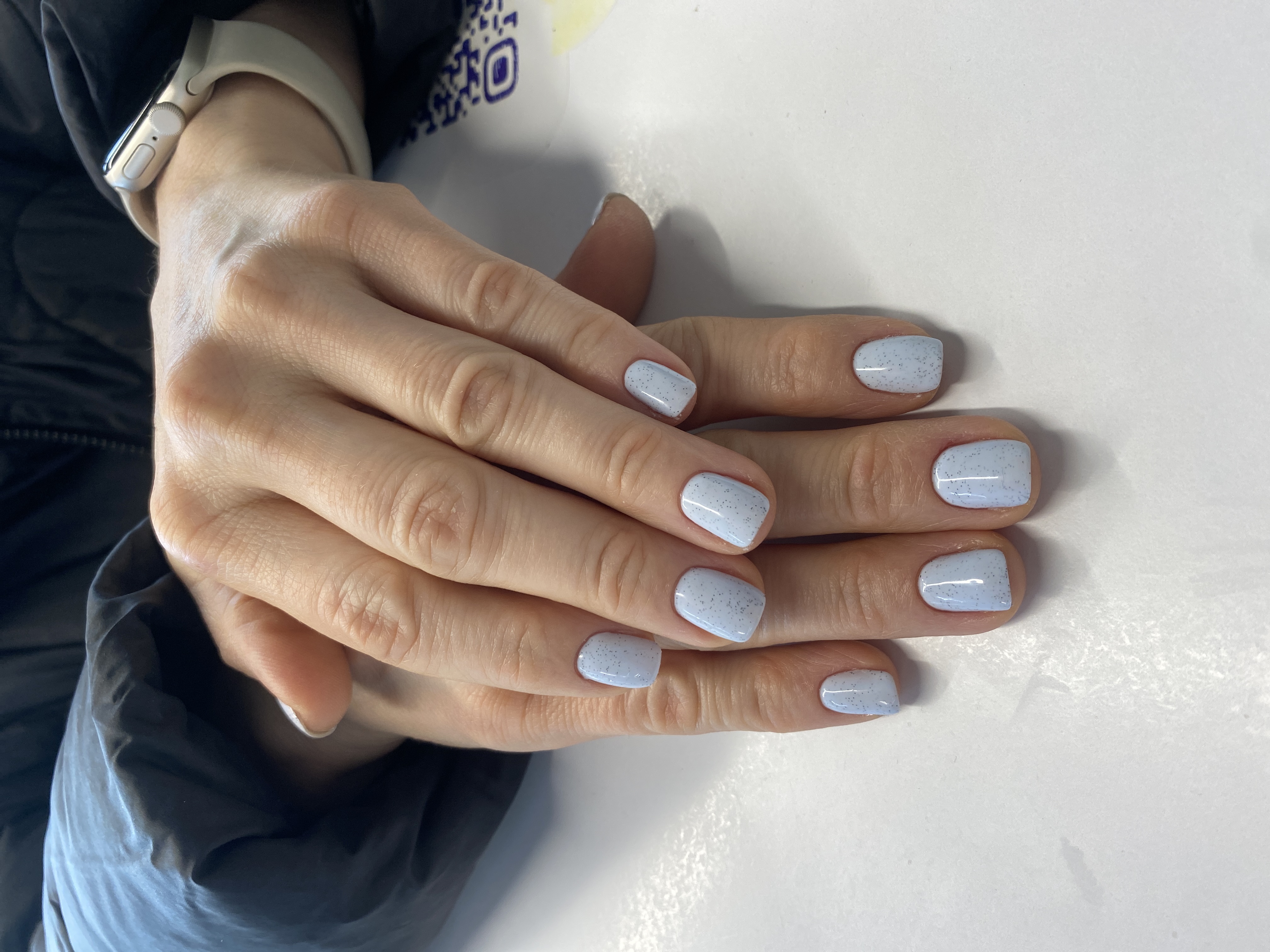 топ в крапинку, Маникюр, голубой, однотон, на каждый день, нюд, нежный