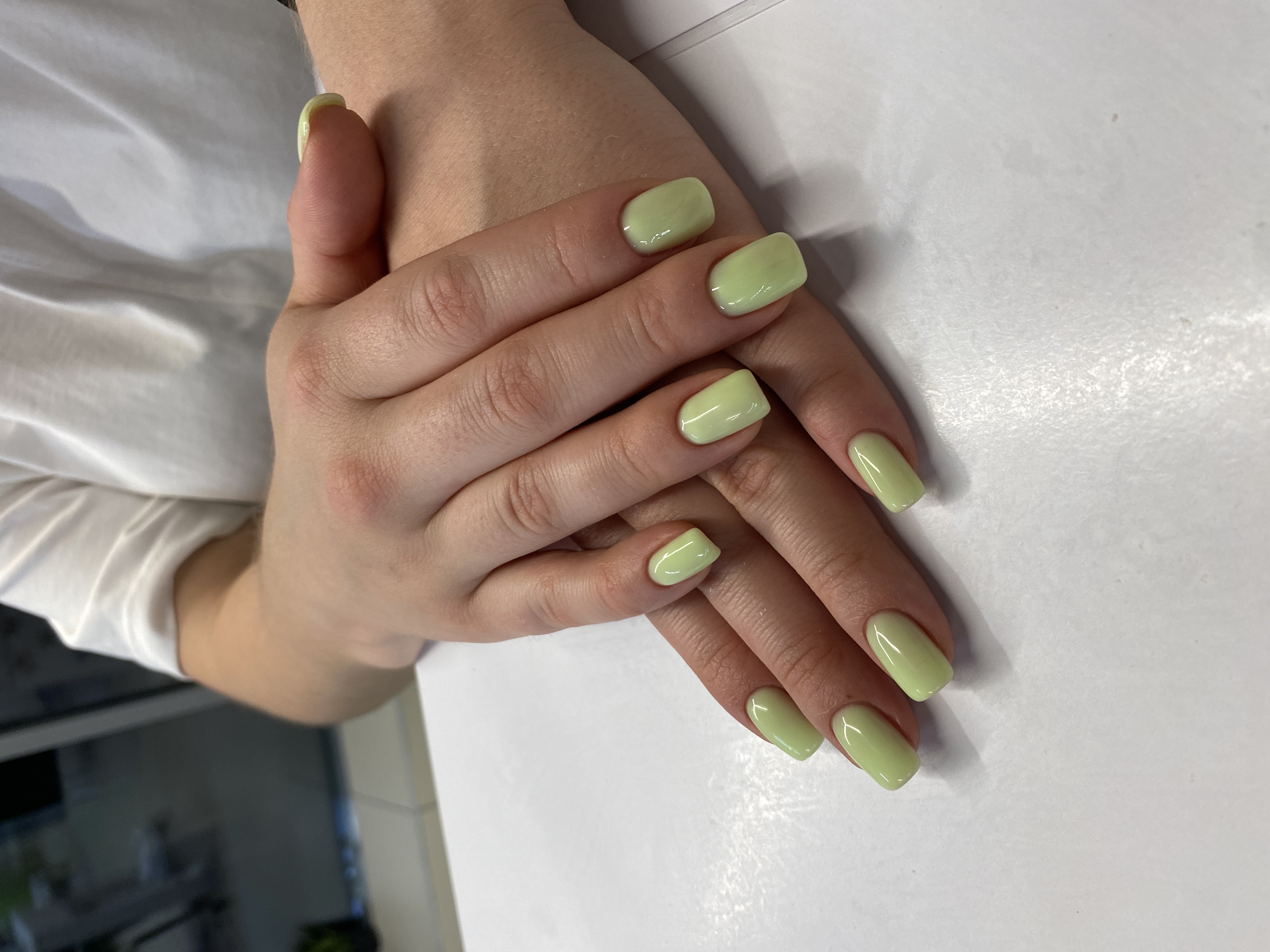 на каждый день, однотон, нюд, Маникюр, салатовый, нежный