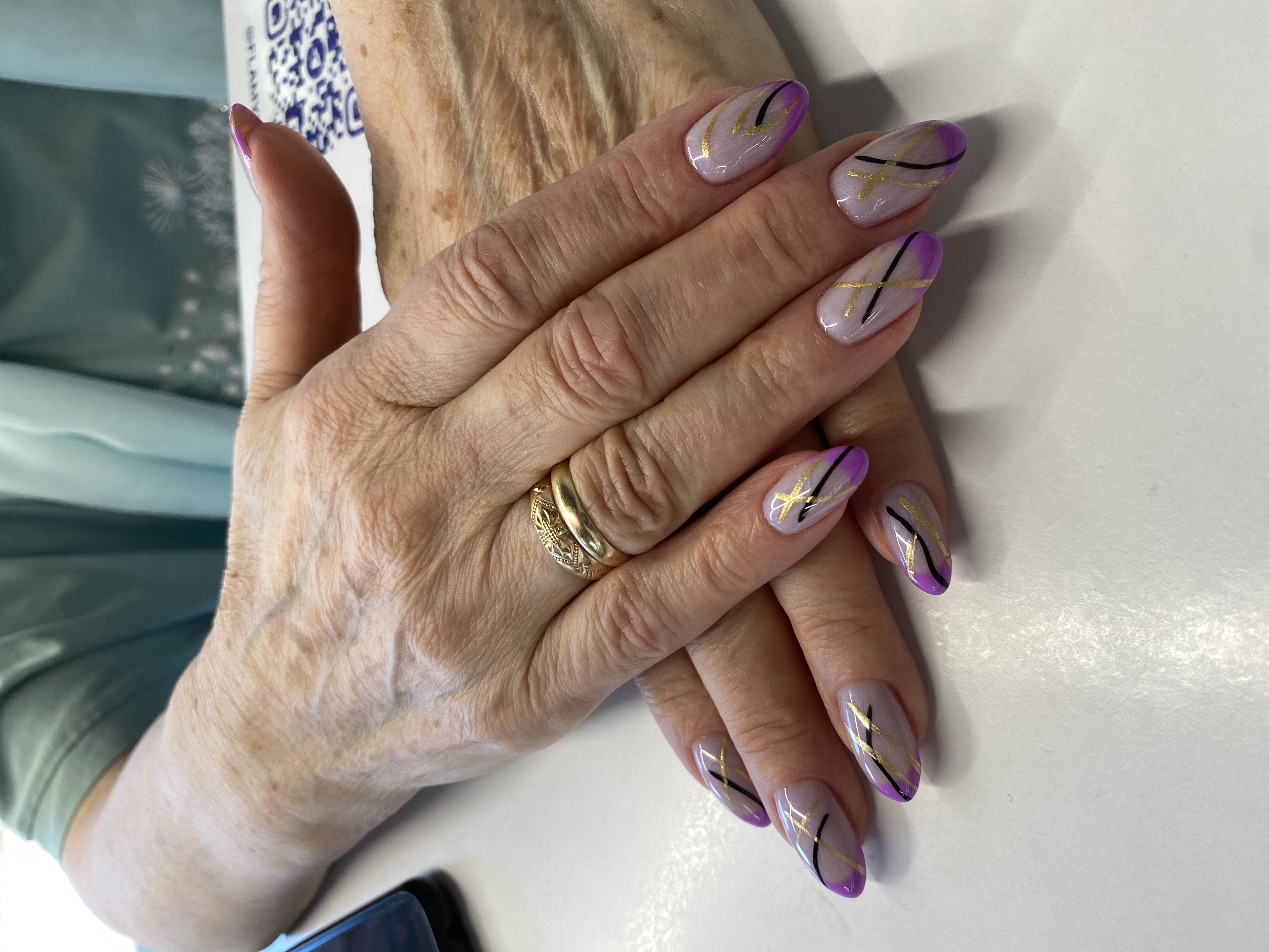 комбинированный, молочный, дизайн, френч классический, Маникюр, оригинальный, блестки, линии