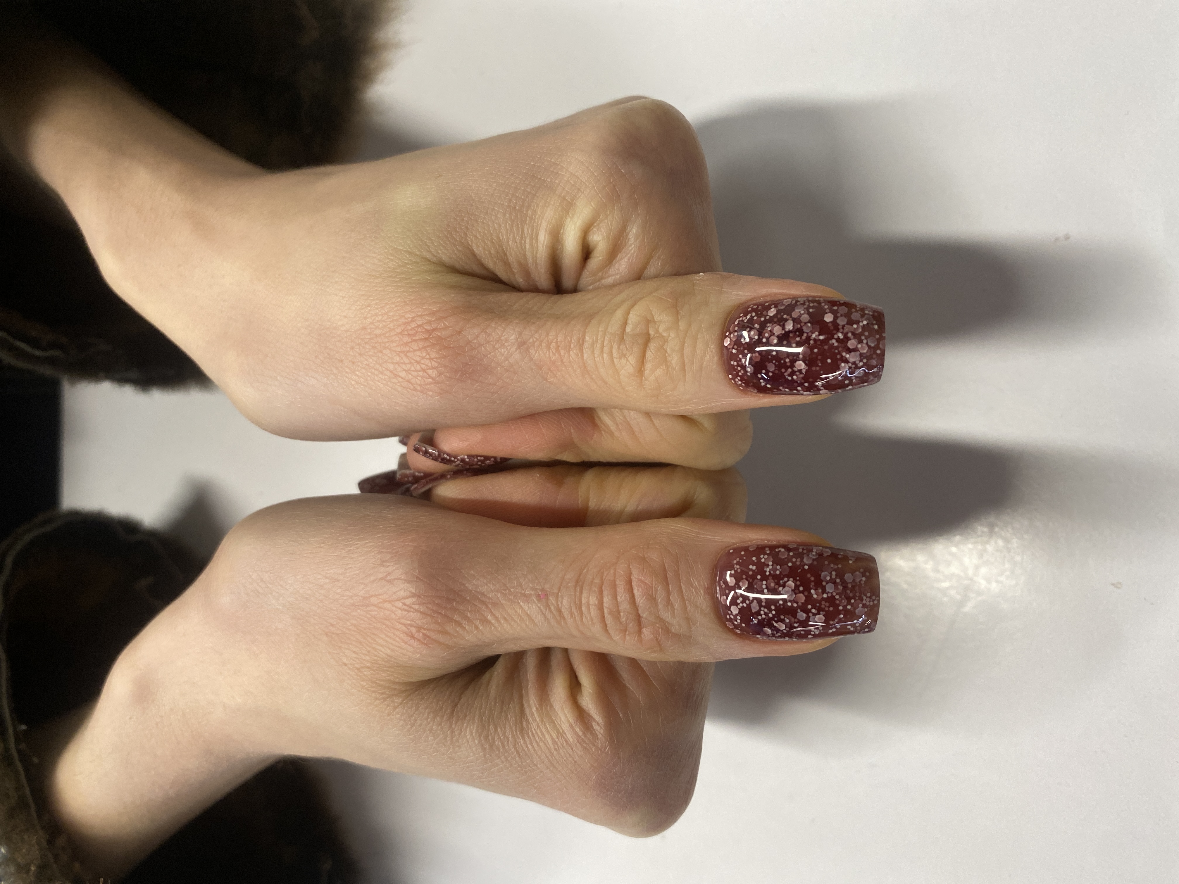 Маникюр, топ в крапинку, на каждый день, фиолетовый