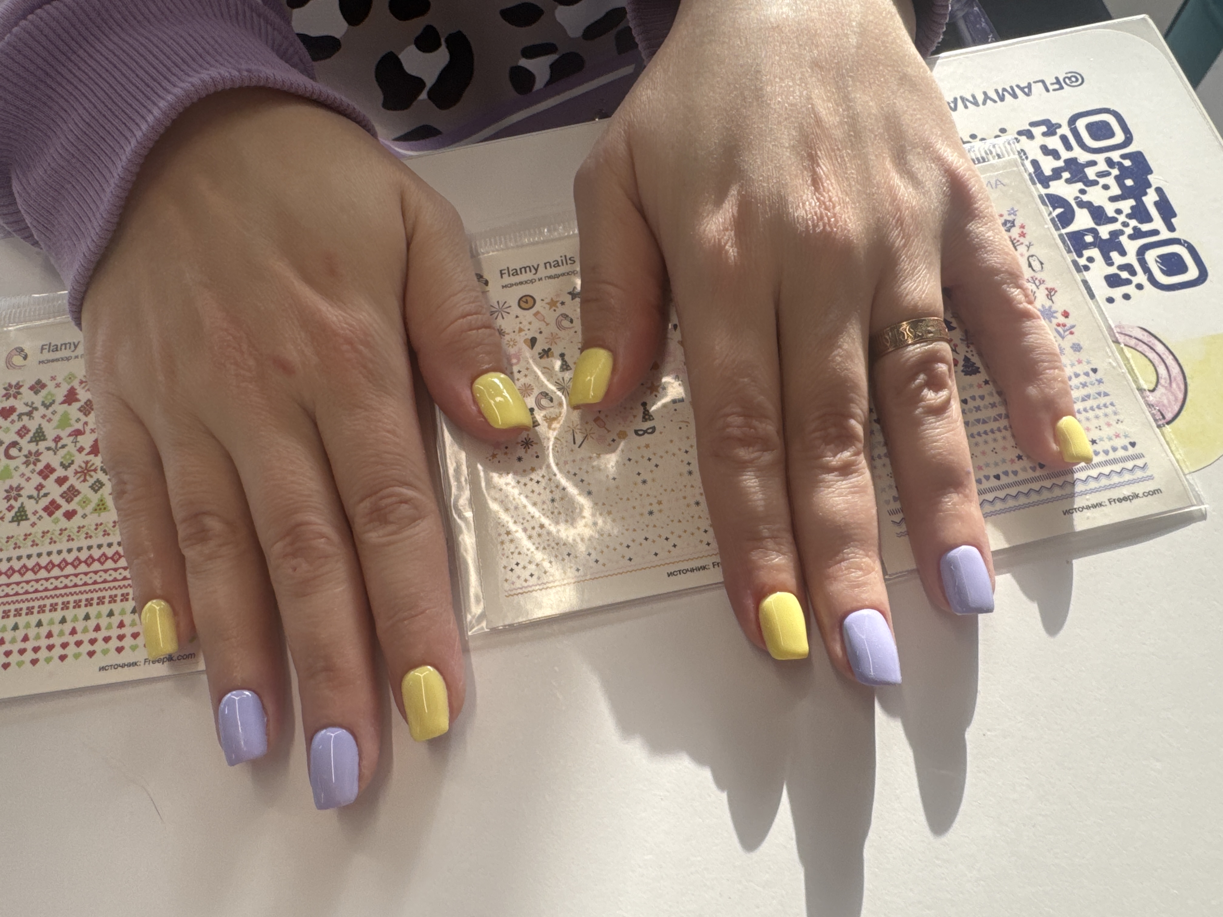 комбинированный, Маникюр, желтый, на каждый день