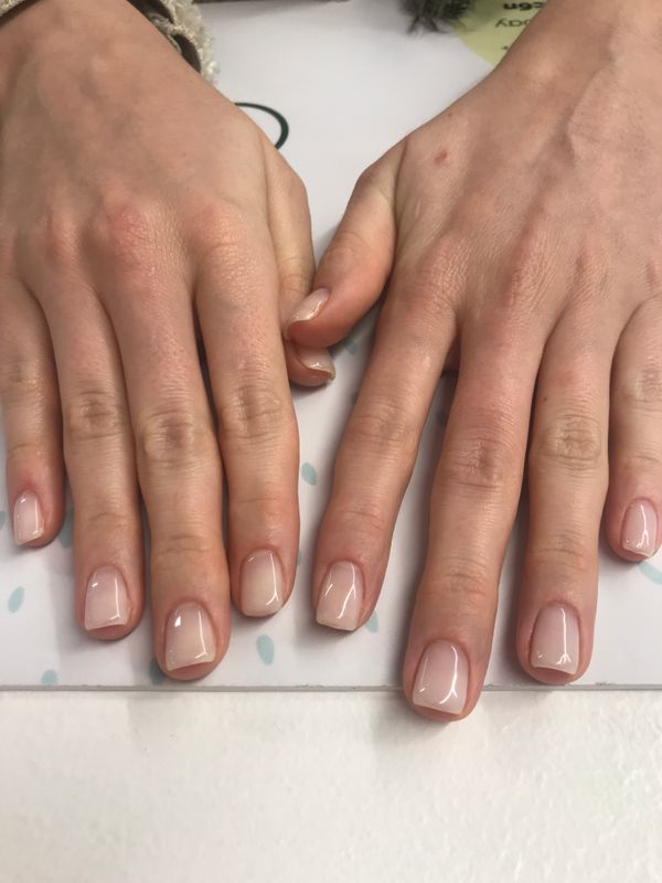 Маникюр, бесцветный, глянцевый, нюд, однотон, на каждый день