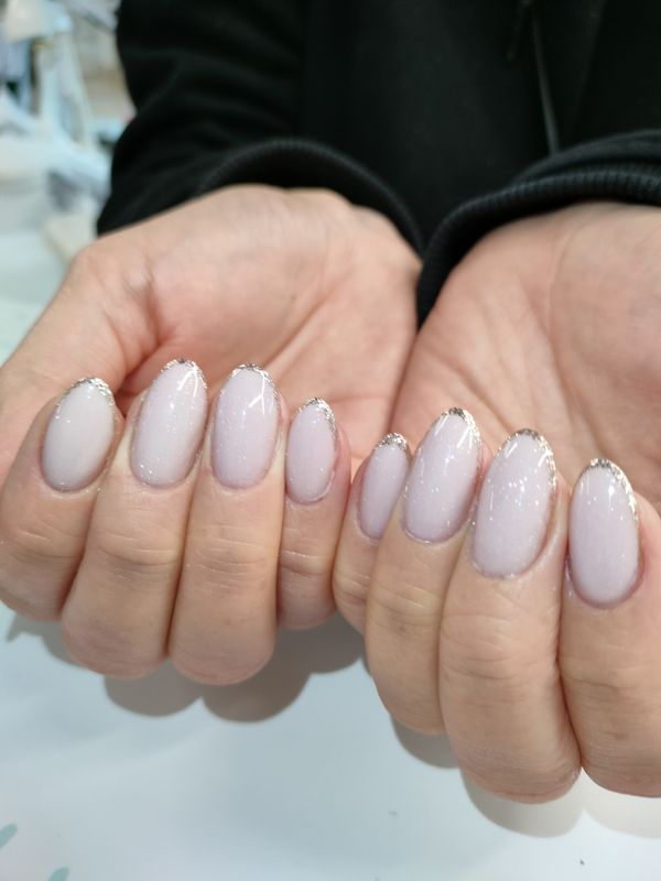 Маникюр, Затёк, белый, глянцевый, глиттер, дизайн, френч, блестки, однотон, праздничный, свадебный