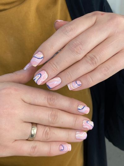 дизайн, глянцевый, абстракция, нюд, полоски, линии, разные цвета, розовый бледный, голубой, белый, синий, желтый