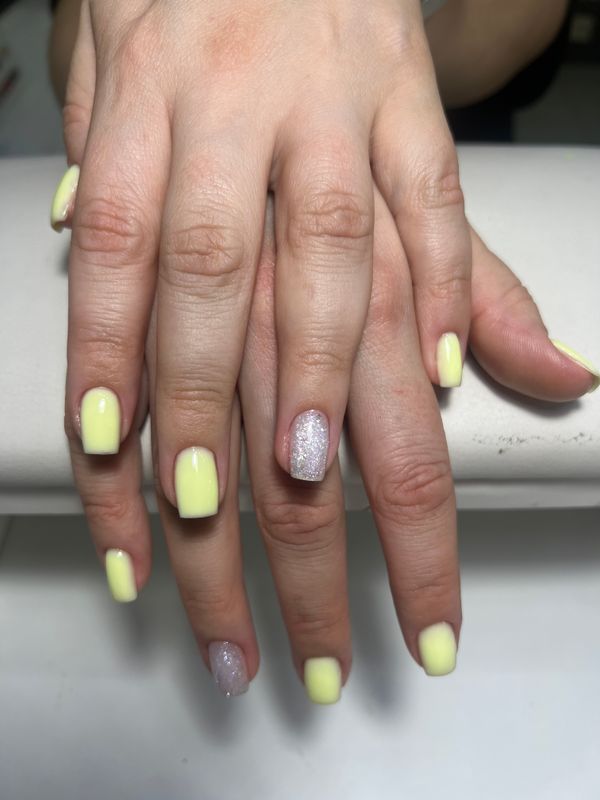 комбинированный, на каждый день, нежный, Маникюр, слоновая кость, лак с блестками, нюд