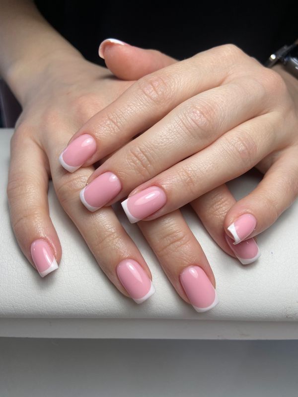 Маникюр, розовый, глянцевый, нюд, дизайн, френч, классический, на каждый день