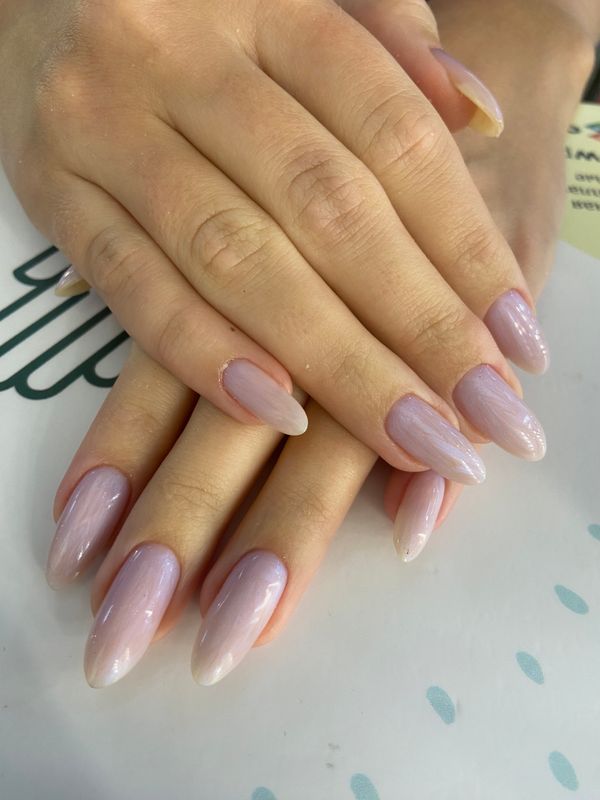 глянцевый, перламутр, лак с блестками, однотон, Маникюр, на каждый день, нежный