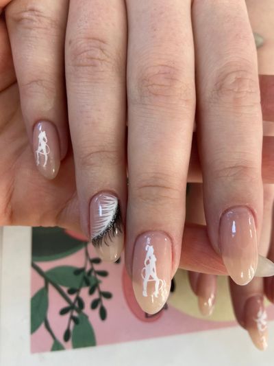 дизайн, глянцевый, рисунок, веточка, символ женщина с хвостом, блестки, нюд, разные цвета, бежевый, светлый, белый, черный