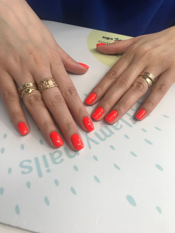Маникюр, алый, глянцевый, однотон