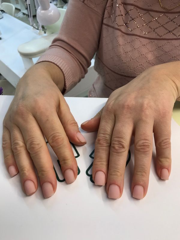 Маникюр, пудровый, на каждый день, матовый, однотон