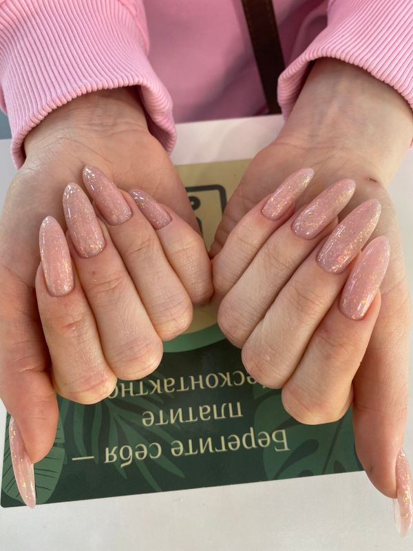 глянцевый, сиреневый, лак с блестками, однотон, Маникюр, на каждый день, нежный