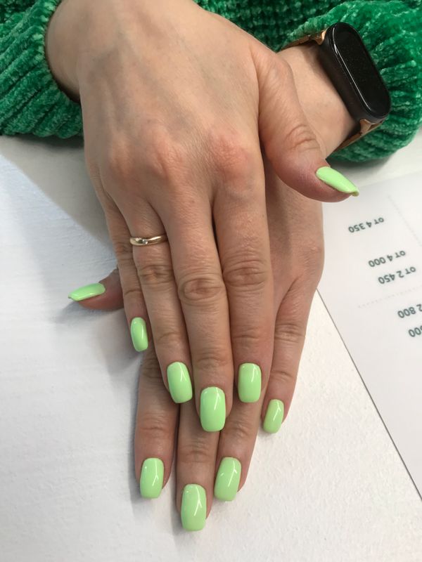 глянцевый, салатовый, нюд, однотон, Маникюр, на каждый день, нежный
