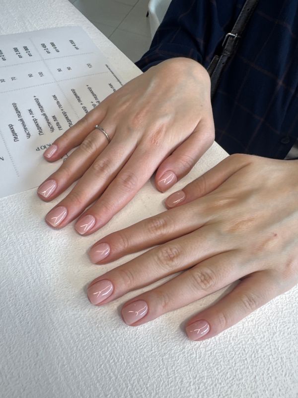 глянцевый, пудровый, нюд, однотон, Маникюр, на каждый день, нежный